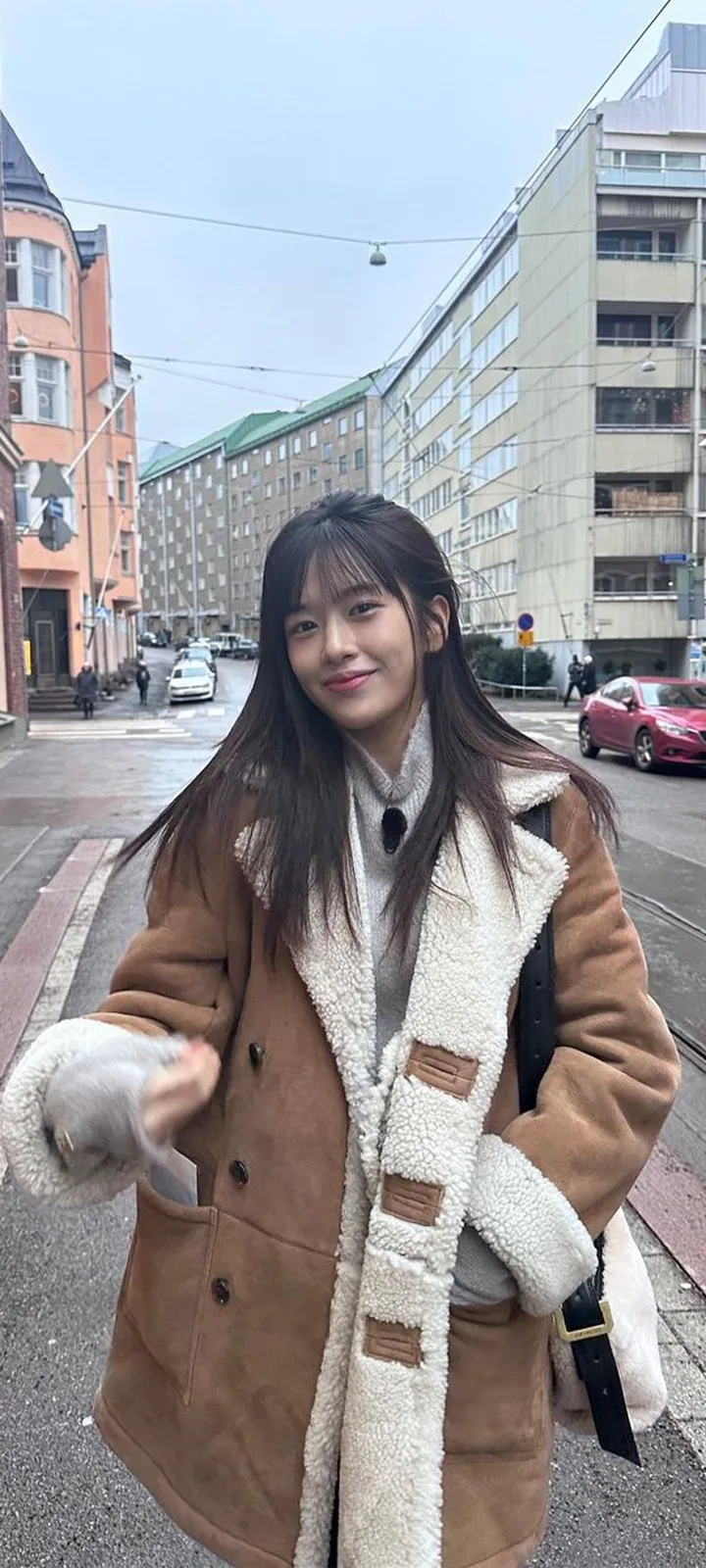 Fond d'écran de verrouillage mobile An Yu-jin 4K HD télécharger — IZ*ONE, IVE