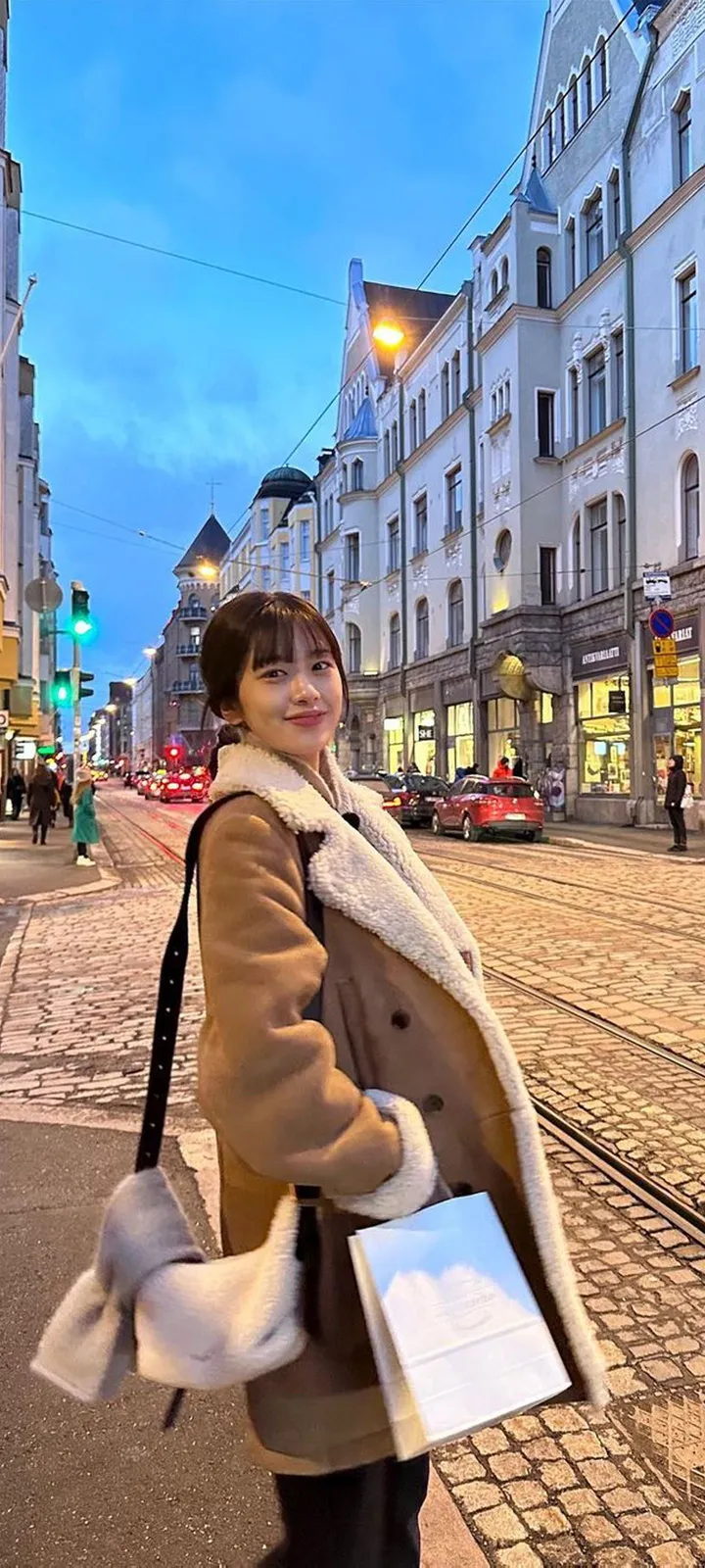Fond d'écran de verrouillage mobile An Yu-jin 4K HD télécharger — IZ*ONE, IVE