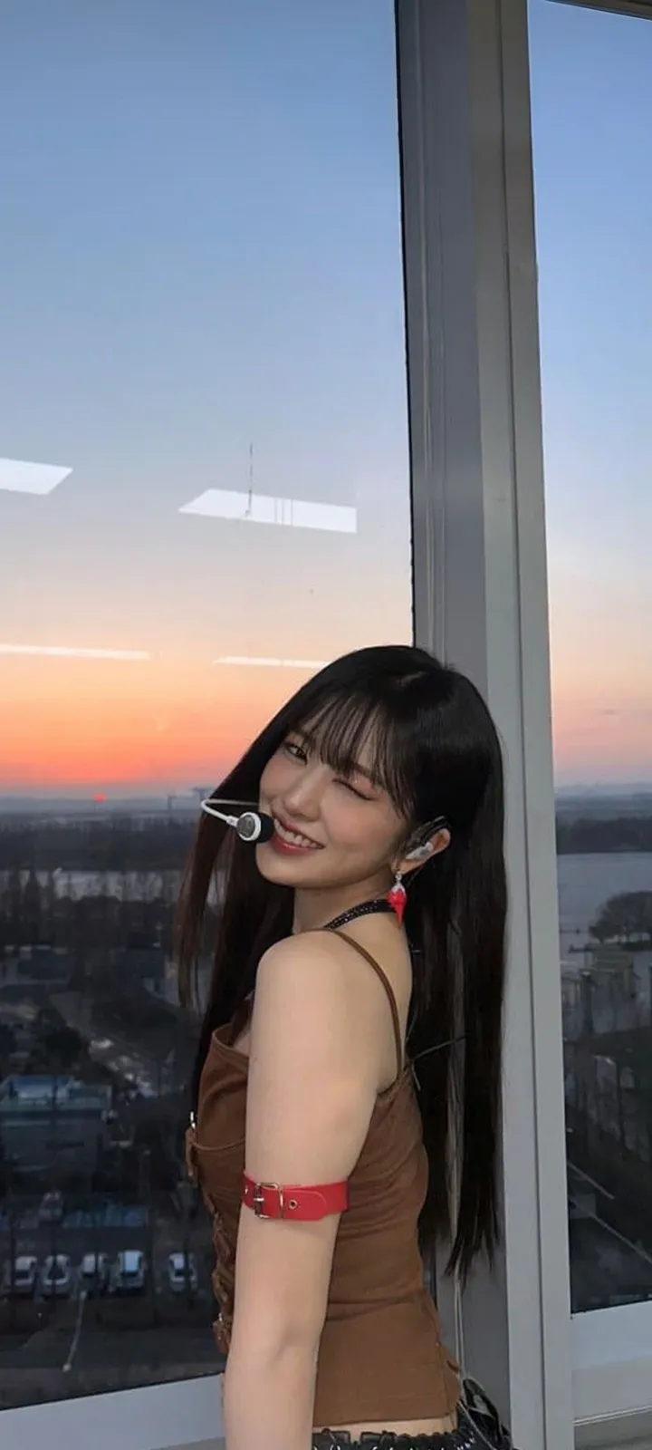 Fond d'écran de verrouillage mobile An Yu-jin 4K HD télécharger — IZ*ONE, IVE
