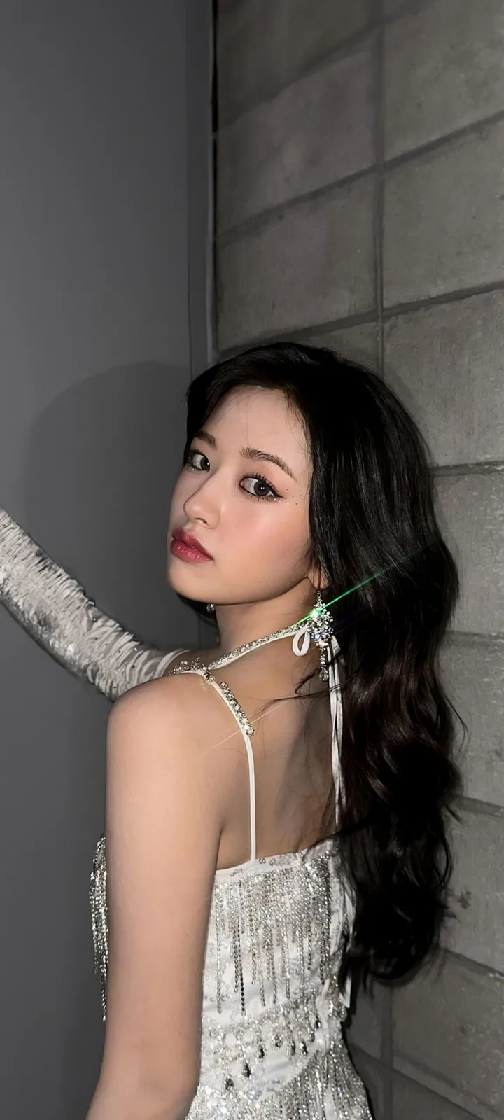 Fond d'écran de verrouillage mobile An Yu-jin 4K HD télécharger — IZ*ONE, IVE