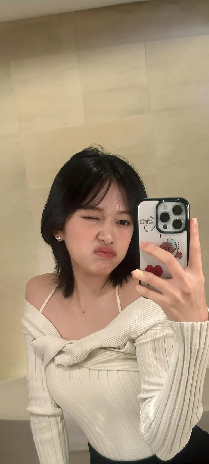 Fond d'écran de verrouillage mobile An Yu-jin 4K HD télécharger — IZ*ONE, IVE
