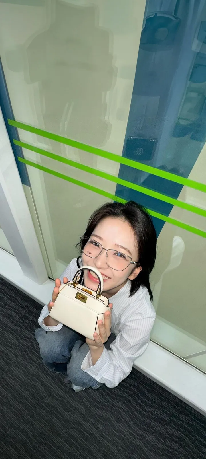 Fond d'écran de verrouillage mobile An Yu-jin 4K HD télécharger — IZ*ONE, IVE