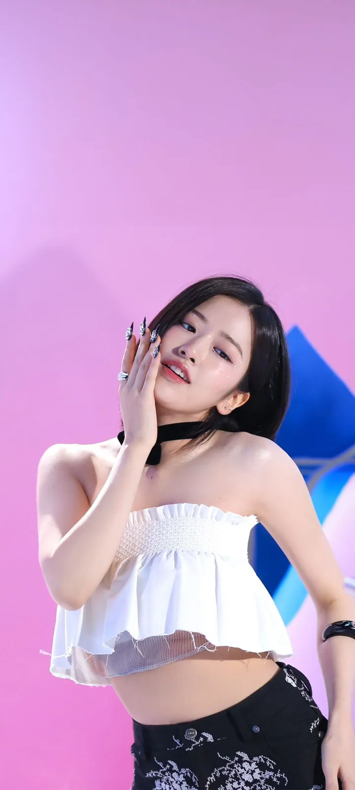 Fond d'écran de verrouillage mobile An Yu-jin 4K HD télécharger — IZ*ONE, IVE