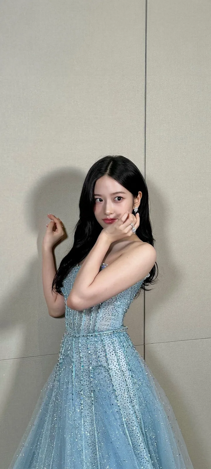 Fond d'écran de verrouillage mobile An Yu-jin 4K HD télécharger — IZ*ONE, IVE