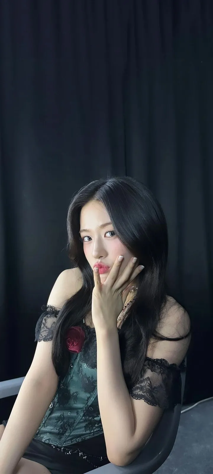 Fond d'écran de verrouillage mobile An Yu-jin 4K HD télécharger — IZ*ONE, IVE