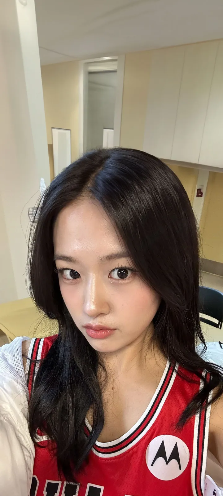 Fond d'écran de verrouillage mobile An Yu-jin 4K HD télécharger — IZ*ONE, IVE