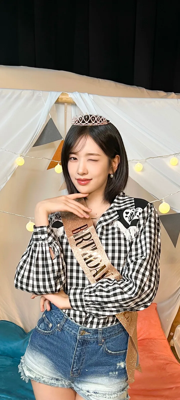 Fond d'écran de verrouillage mobile An Yu-jin 4K HD télécharger — IZ*ONE, IVE