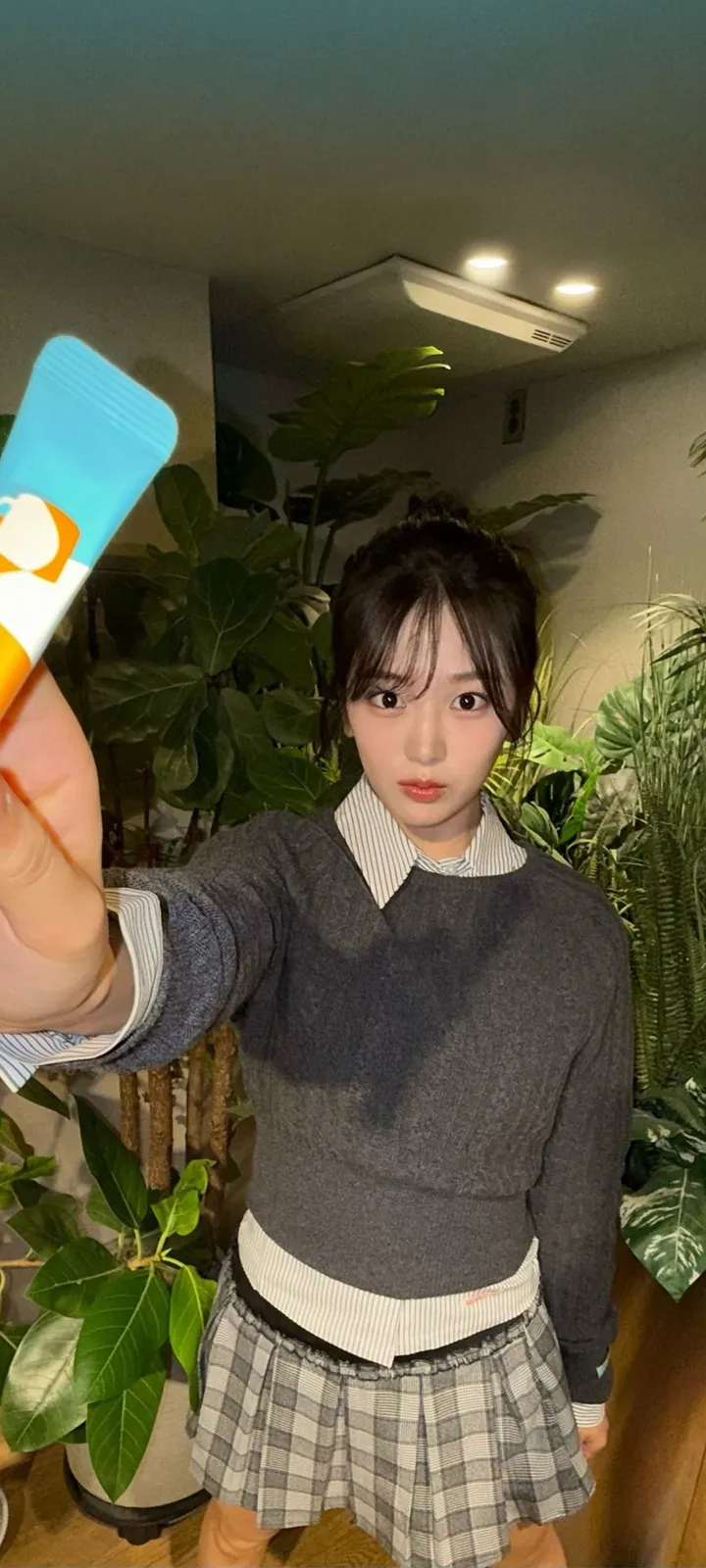 Fond d'écran de verrouillage mobile An Yu-jin 4K HD télécharger — IZ*ONE, IVE
