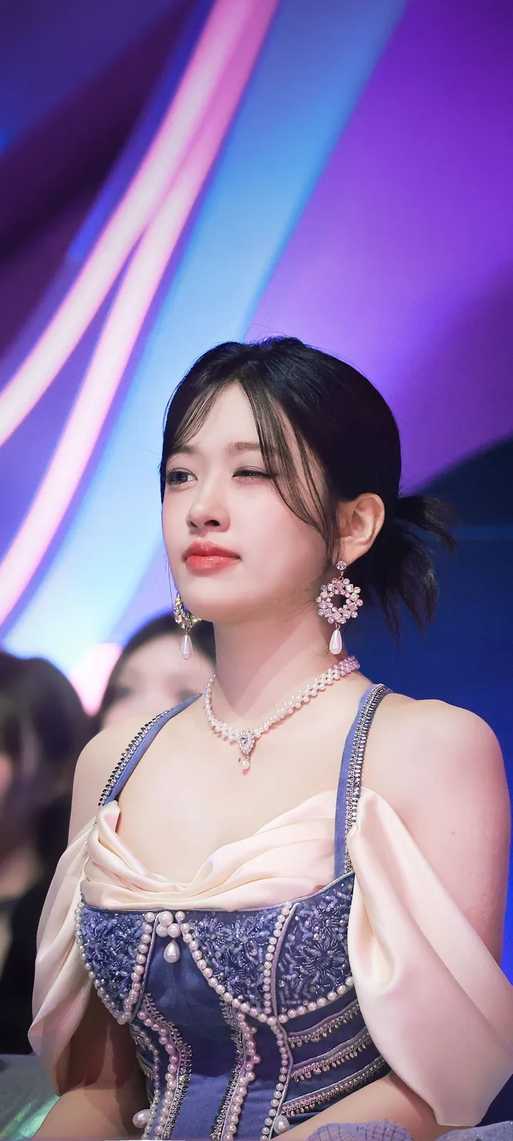 Fond d'écran de verrouillage mobile An Yu-jin 4K HD télécharger — IZ*ONE, IVE