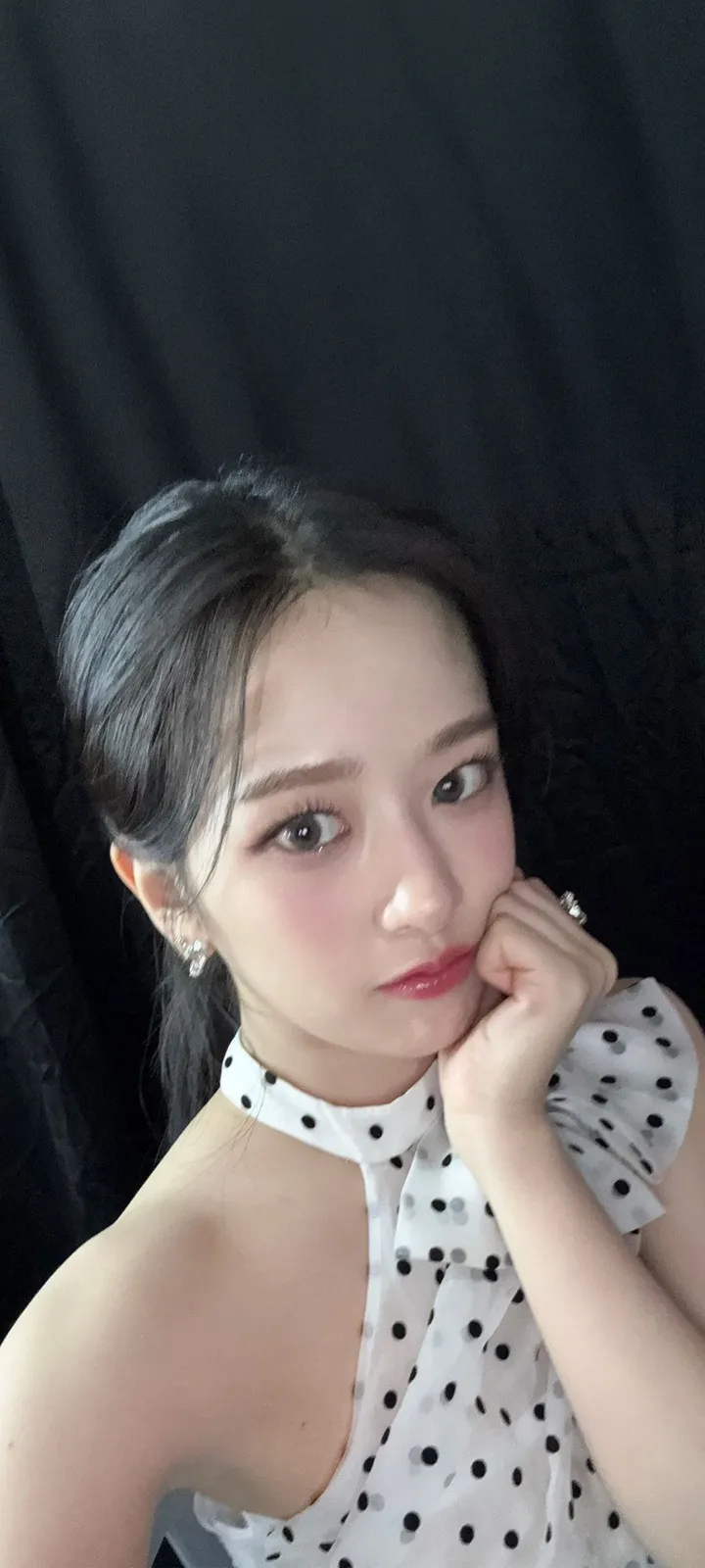 Fond d'écran de verrouillage mobile An Yu-jin 4K HD télécharger — IZ*ONE, IVE