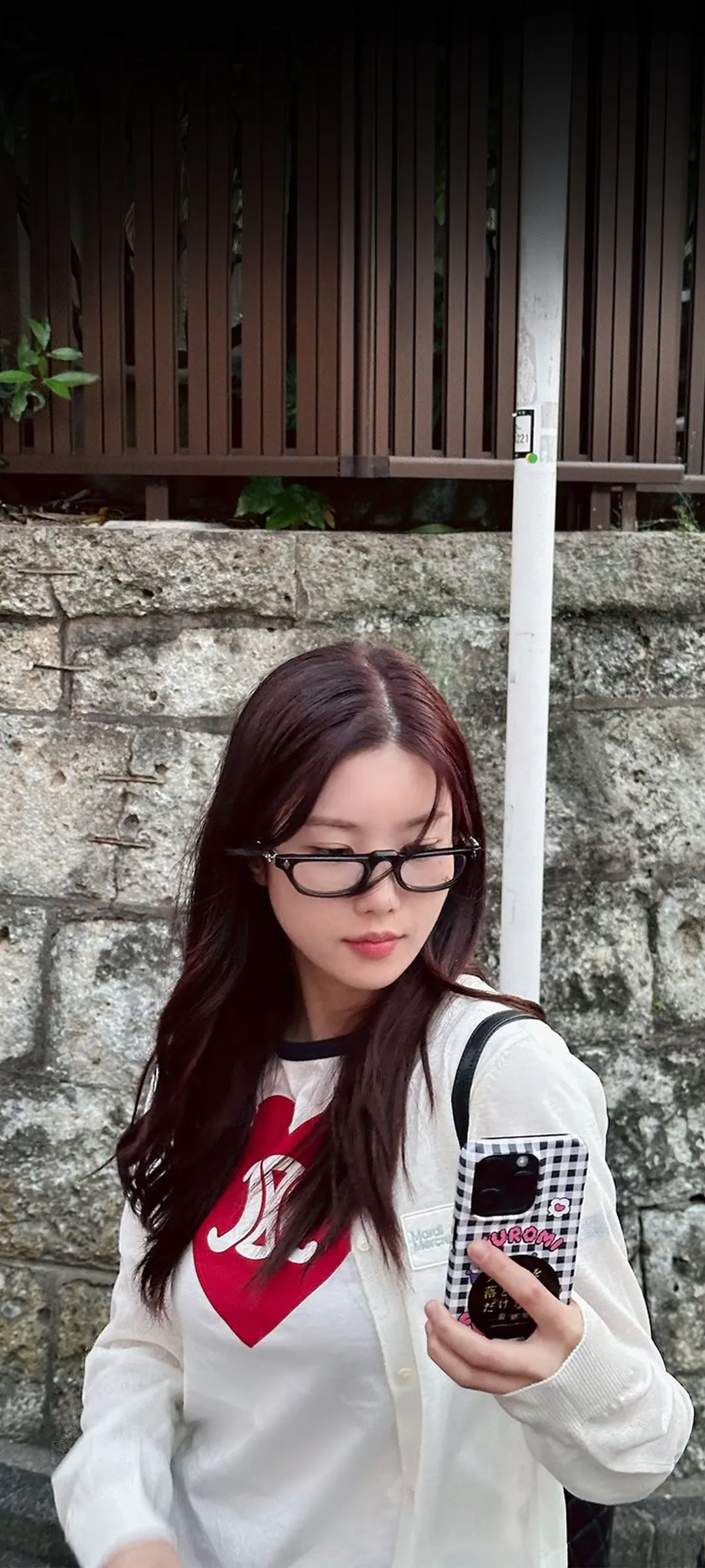 Kwon Eun-bi kilit ekranı telefon duvar kağıdı 4K HD i̇ndir — IZ*ONE