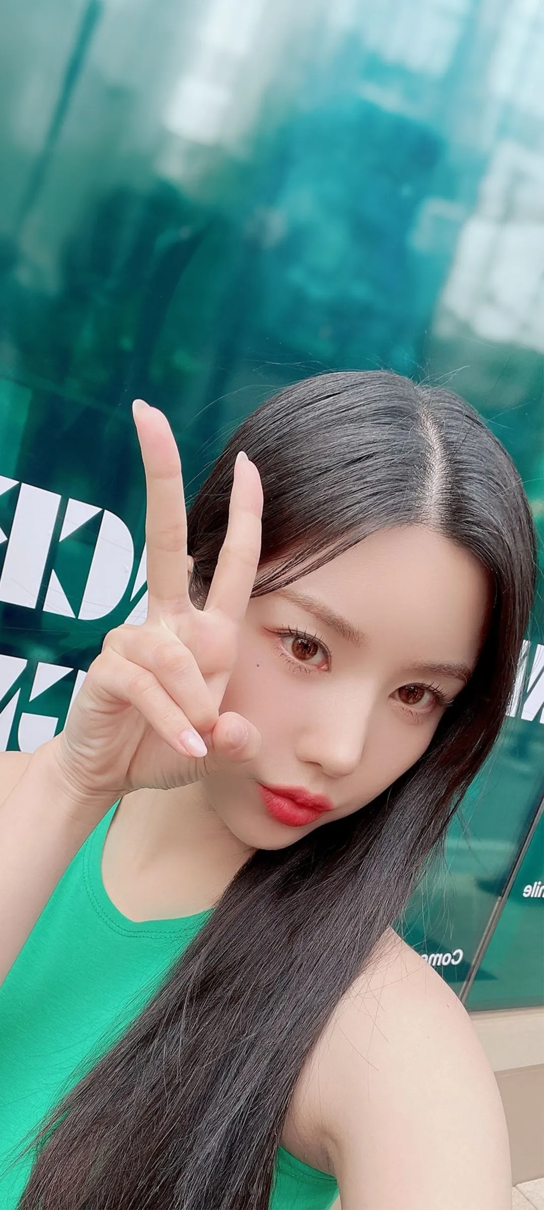 วอลเปเปอร์ หน้าจอล็อก มือถือ Kwon Eun-bi 4K HD ดาวน์โหลด — IZ*ONE
