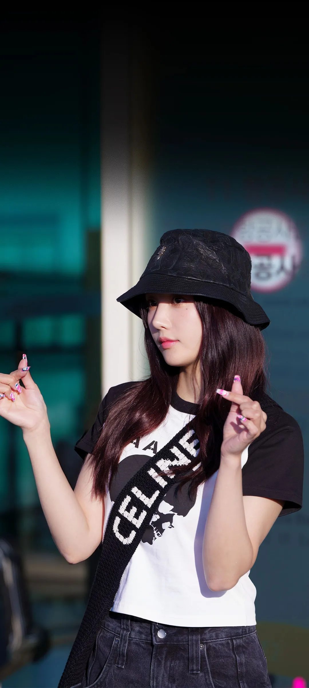 วอลเปเปอร์ หน้าจอล็อก มือถือ Kwon Eun-bi 4K HD ดาวน์โหลด — IZ*ONE
