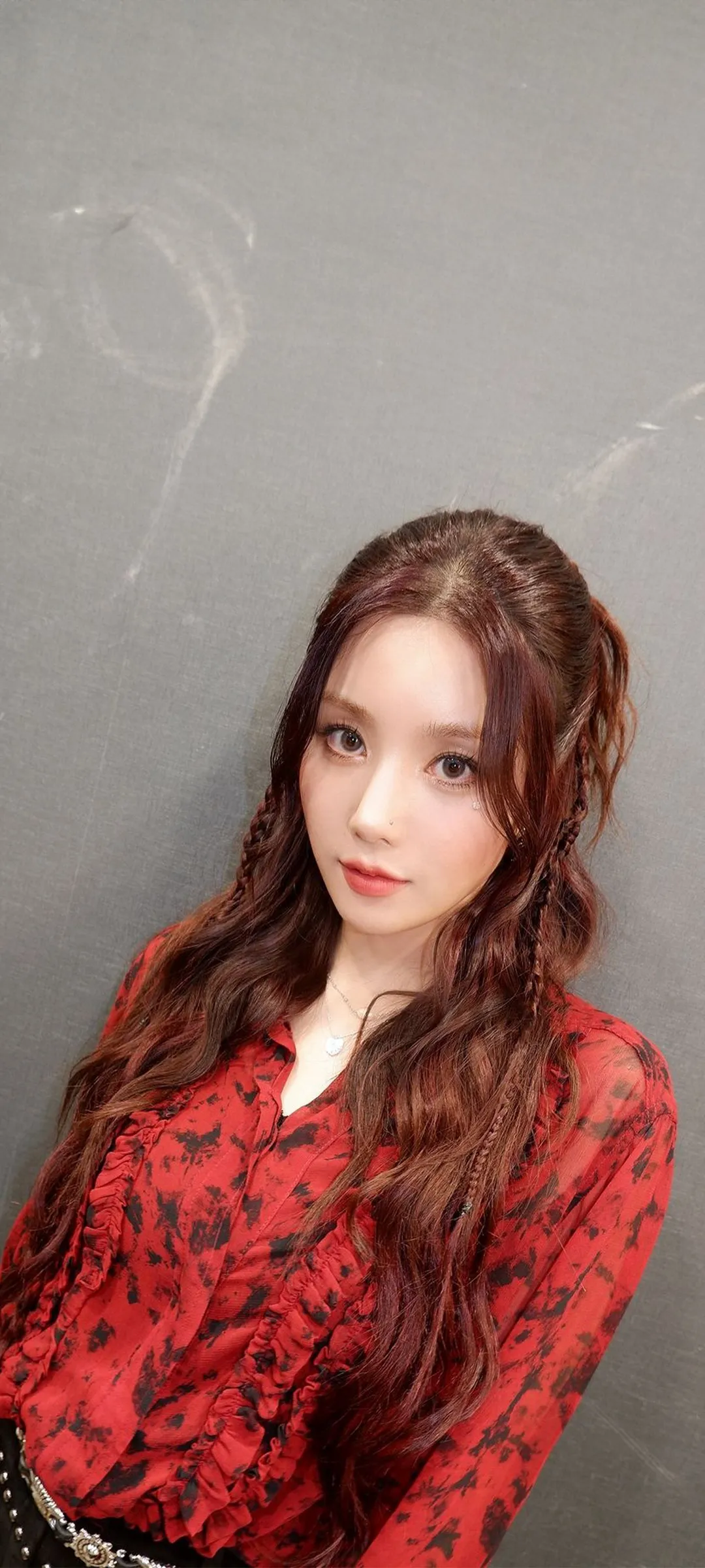 วอลเปเปอร์ หน้าจอล็อก มือถือ Kwon Eun-bi 4K HD ดาวน์โหลด — IZ*ONE