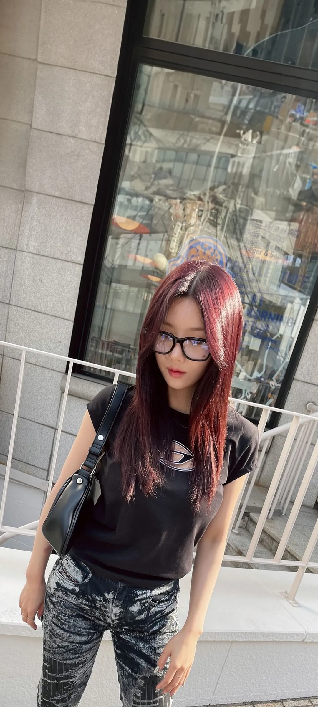 วอลเปเปอร์ หน้าจอล็อก มือถือ Kwon Eun-bi 4K HD ดาวน์โหลด — IZ*ONE