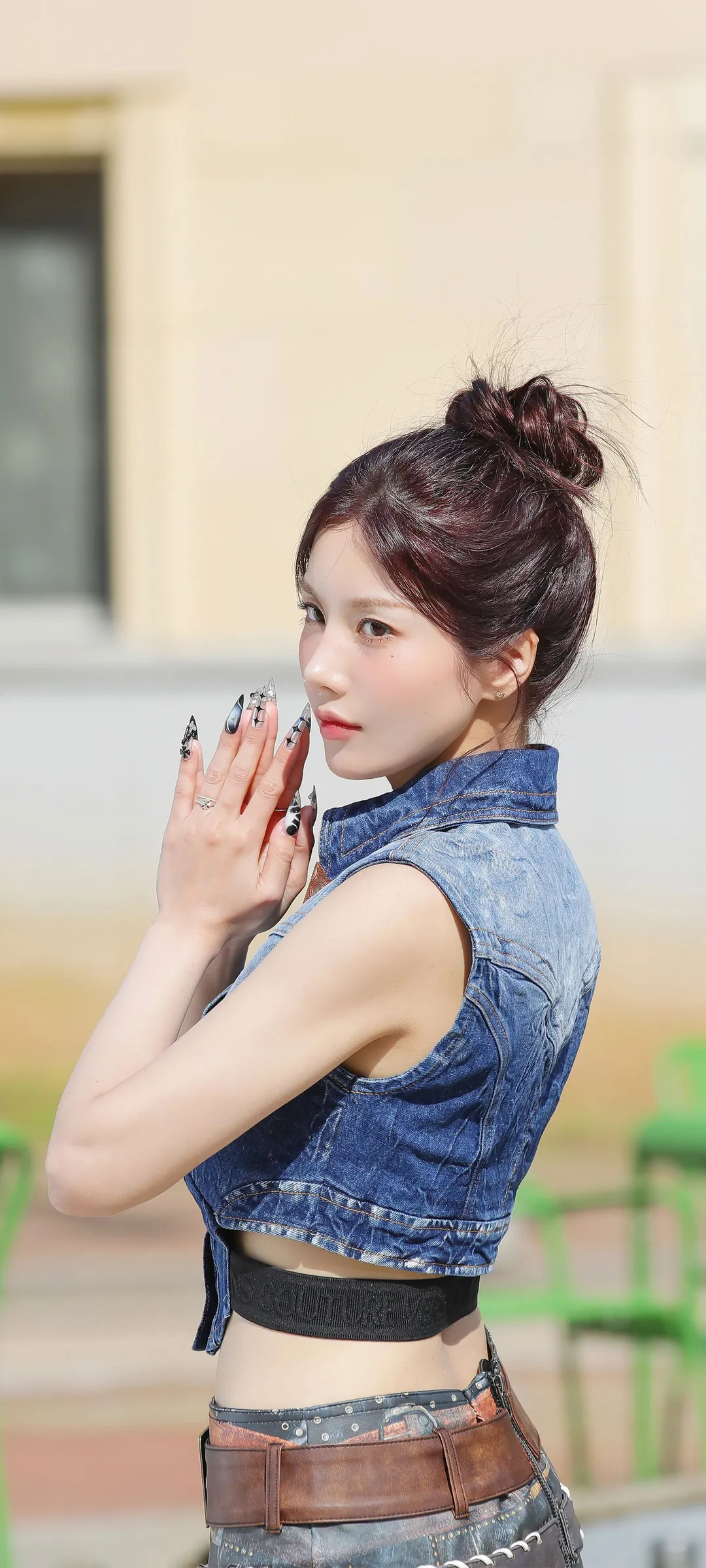 วอลเปเปอร์ หน้าจอล็อก มือถือ Kwon Eun-bi 4K HD ดาวน์โหลด — IZ*ONE