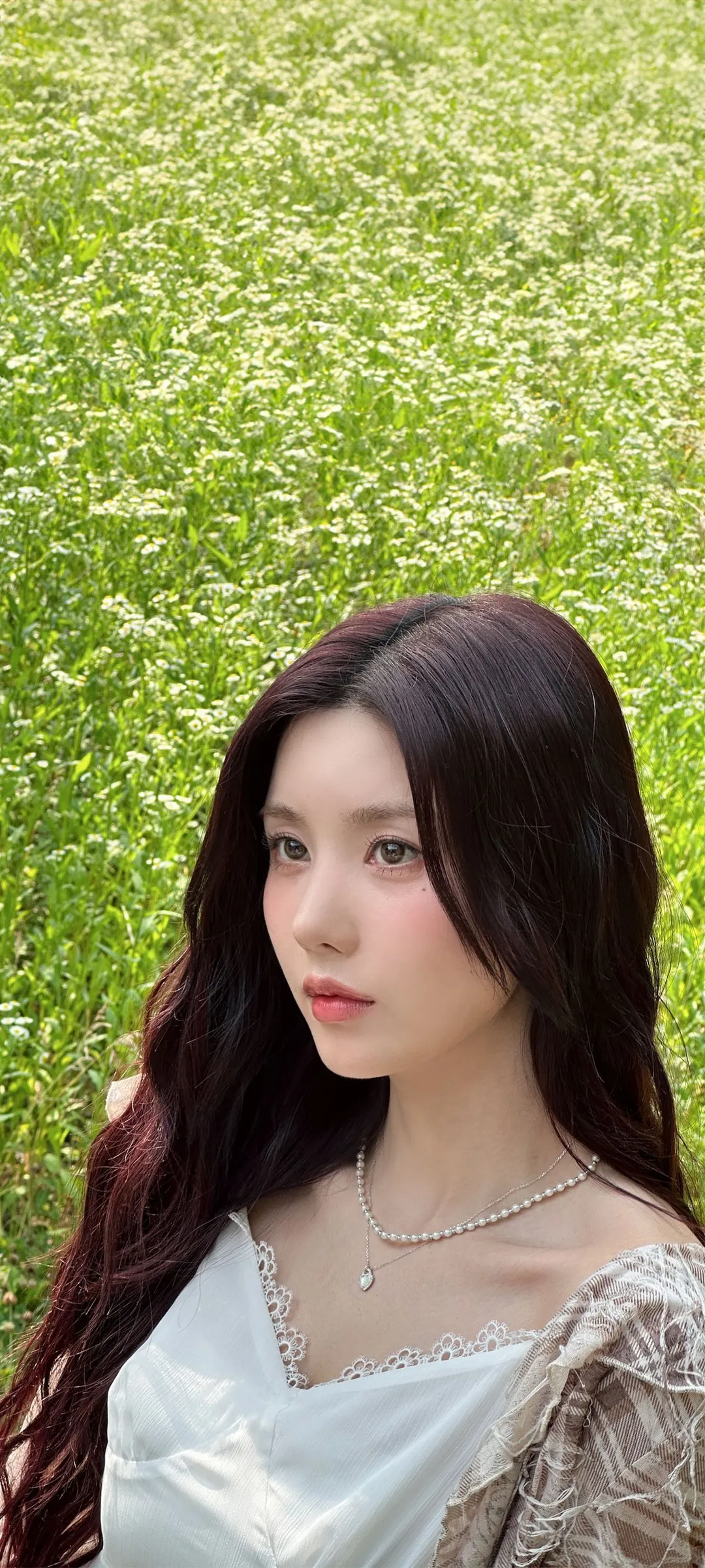 วอลเปเปอร์ หน้าจอล็อก มือถือ Kwon Eun-bi 4K HD ดาวน์โหลด — IZ*ONE