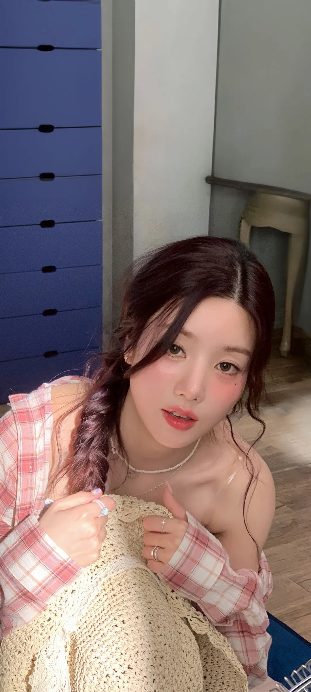 วอลเปเปอร์ หน้าจอล็อก มือถือ Kwon Eun-bi 4K HD ดาวน์โหลด — IZ*ONE