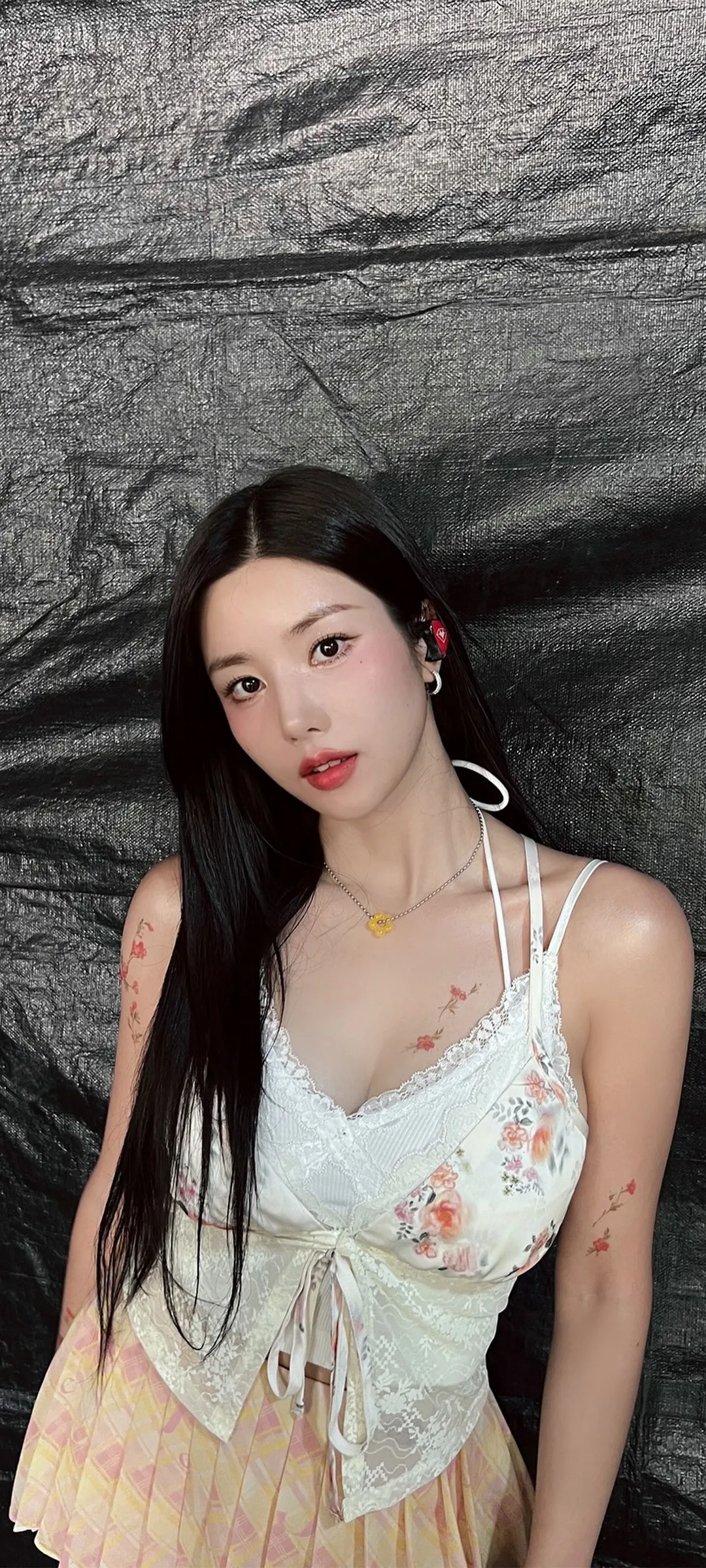 วอลเปเปอร์ หน้าจอล็อก มือถือ Kwon Eun-bi 4K HD ดาวน์โหลด — IZ*ONE