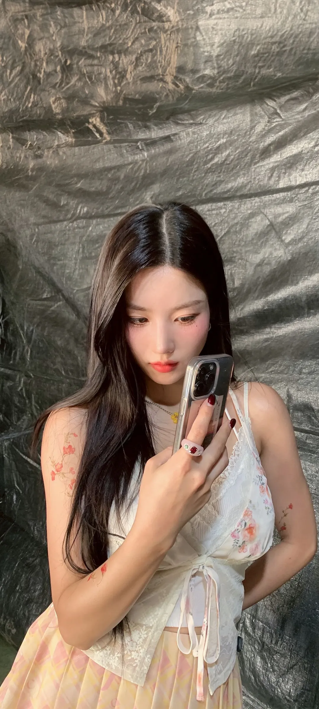 วอลเปเปอร์ หน้าจอล็อก มือถือ Kwon Eun-bi 4K HD ดาวน์โหลด — IZ*ONE