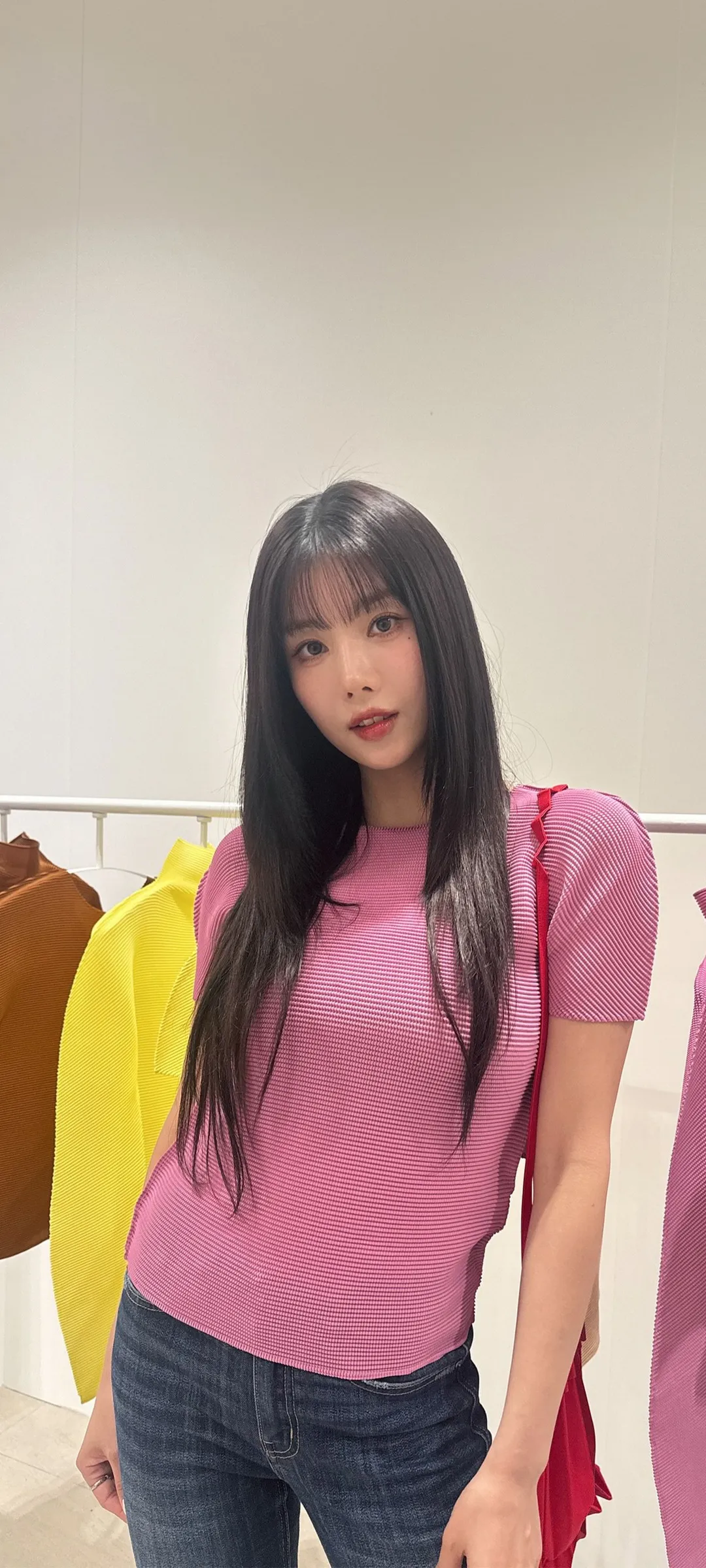 วอลเปเปอร์ หน้าจอล็อก มือถือ Kwon Eun-bi 4K HD ดาวน์โหลด — IZ*ONE