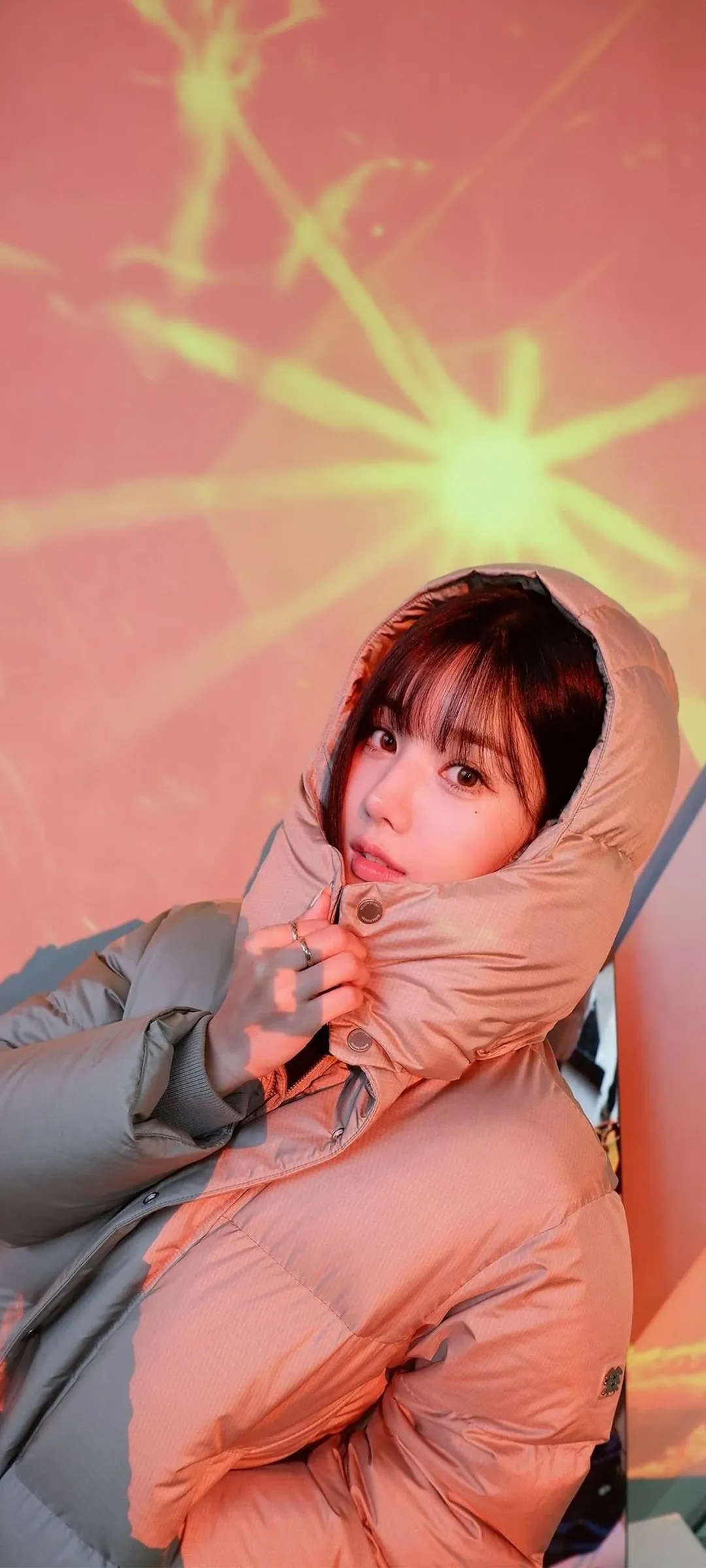 วอลเปเปอร์ หน้าจอล็อก มือถือ Kwon Eun-bi 4K HD ดาวน์โหลด — IZ*ONE