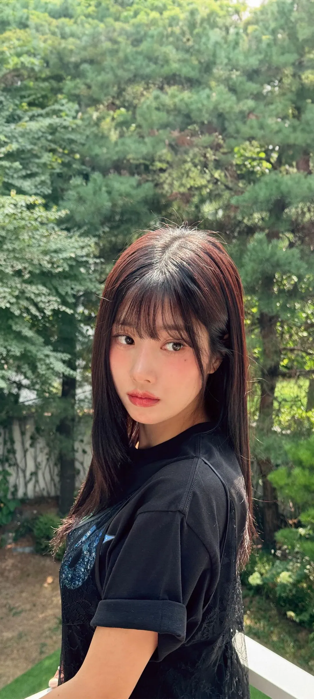 วอลเปเปอร์ หน้าจอล็อก มือถือ Kwon Eun-bi 4K HD ดาวน์โหลด — IZ*ONE