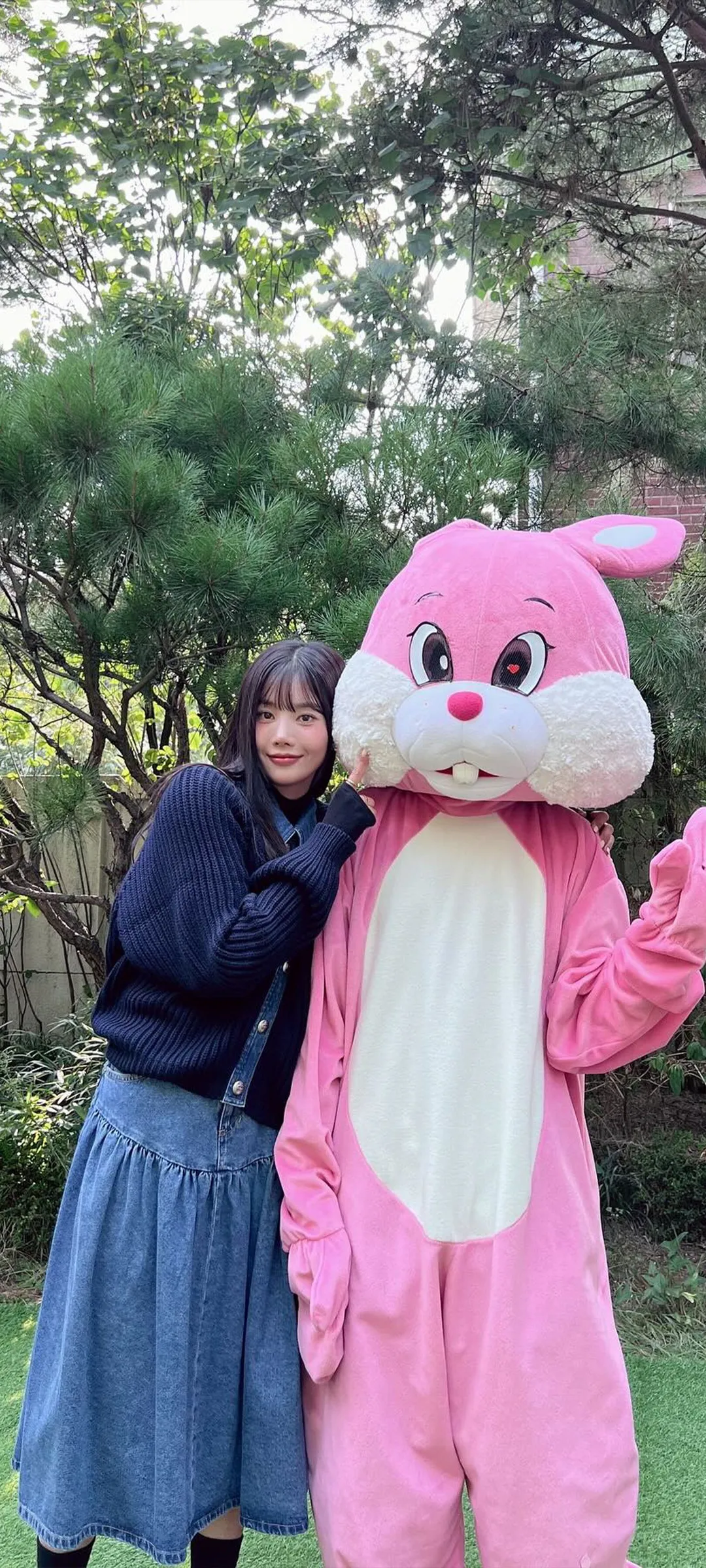 วอลเปเปอร์ หน้าจอล็อก มือถือ Kwon Eun-bi 4K HD ดาวน์โหลด — IZ*ONE