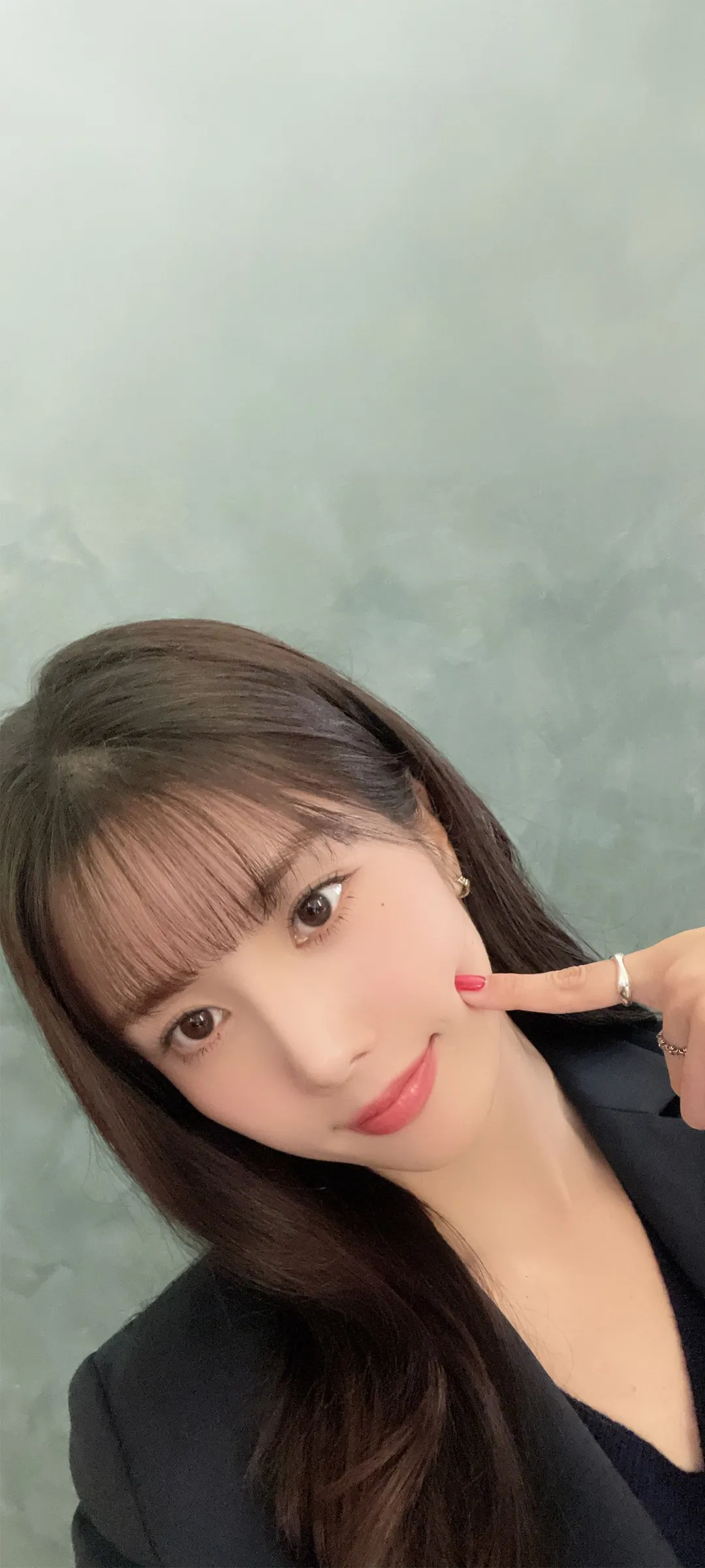 วอลเปเปอร์ หน้าจอล็อก มือถือ Kwon Eun-bi 4K HD ดาวน์โหลด — IZ*ONE