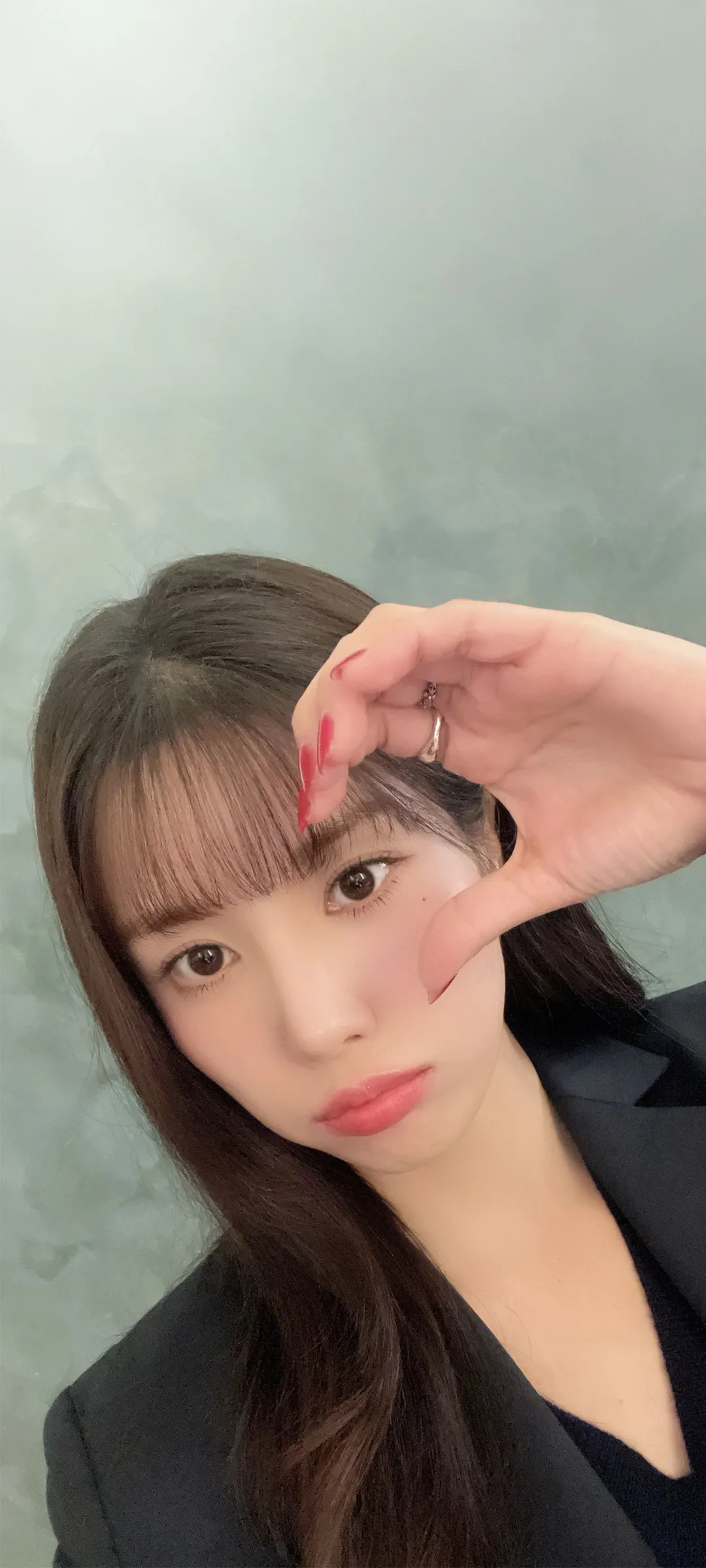 วอลเปเปอร์ หน้าจอล็อก มือถือ Kwon Eun-bi 4K HD ดาวน์โหลด — IZ*ONE
