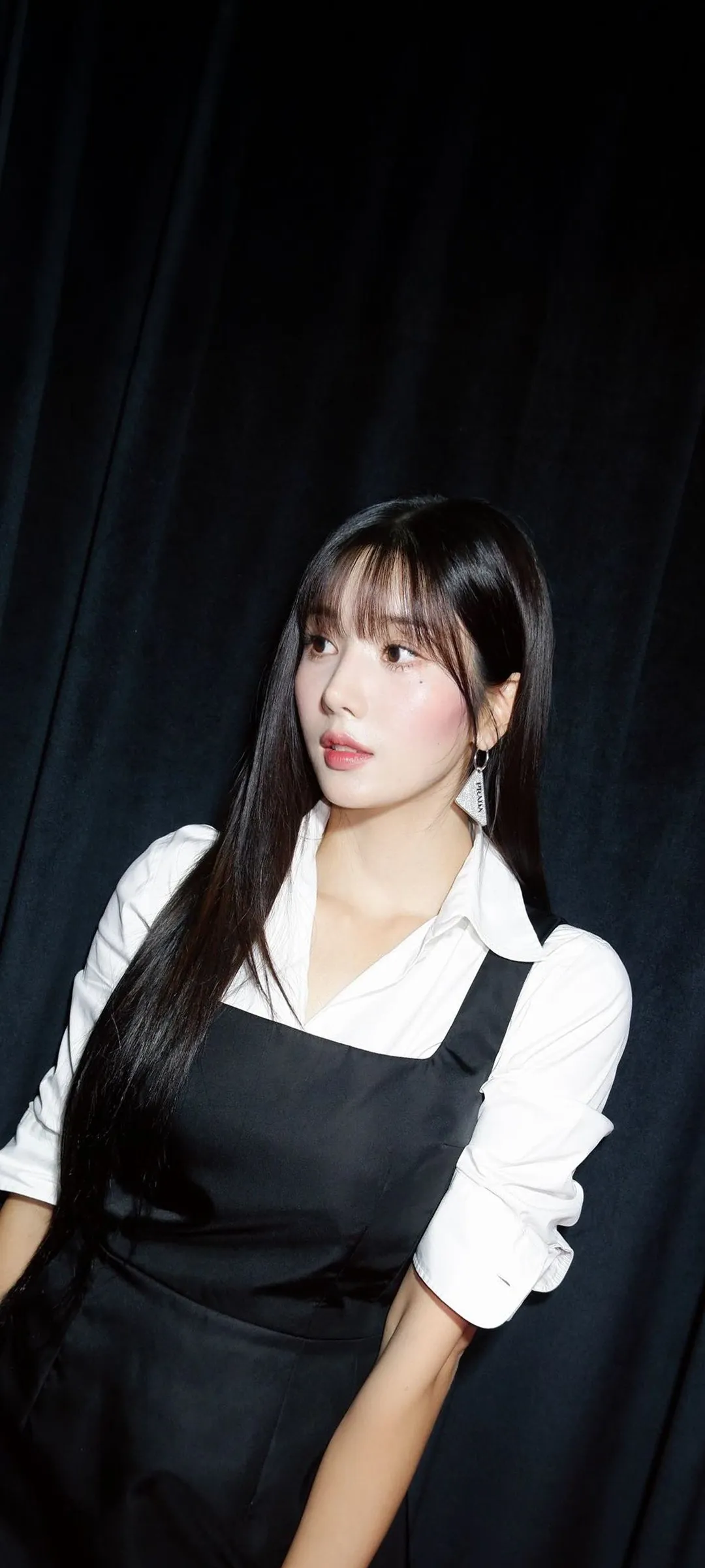 วอลเปเปอร์ หน้าจอล็อก มือถือ Kwon Eun-bi 4K HD ดาวน์โหลด — IZ*ONE