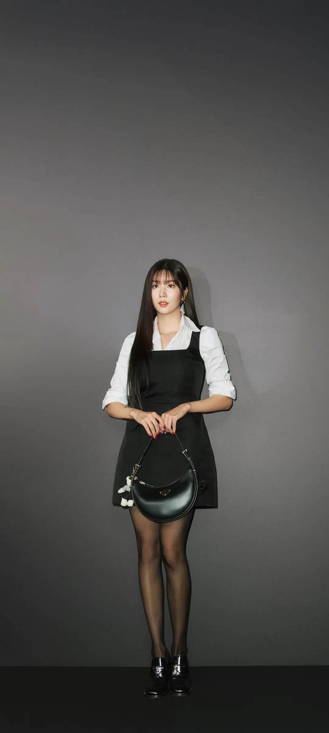 วอลเปเปอร์ หน้าจอล็อก มือถือ Kwon Eun-bi 4K HD ดาวน์โหลด — IZ*ONE