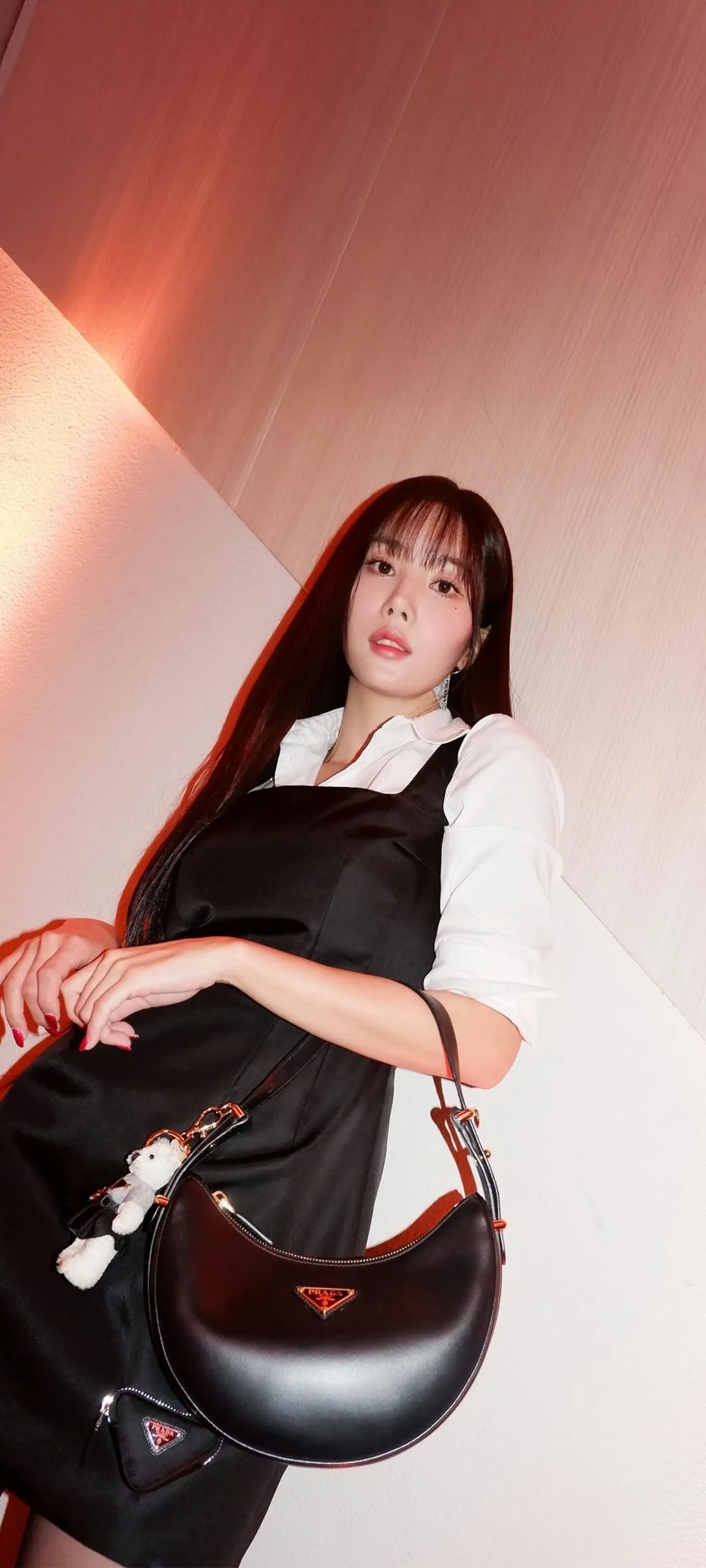 Kwon Eun-bi kilit ekranı telefon duvar kağıdı 4K HD i̇ndir — IZ*ONE
