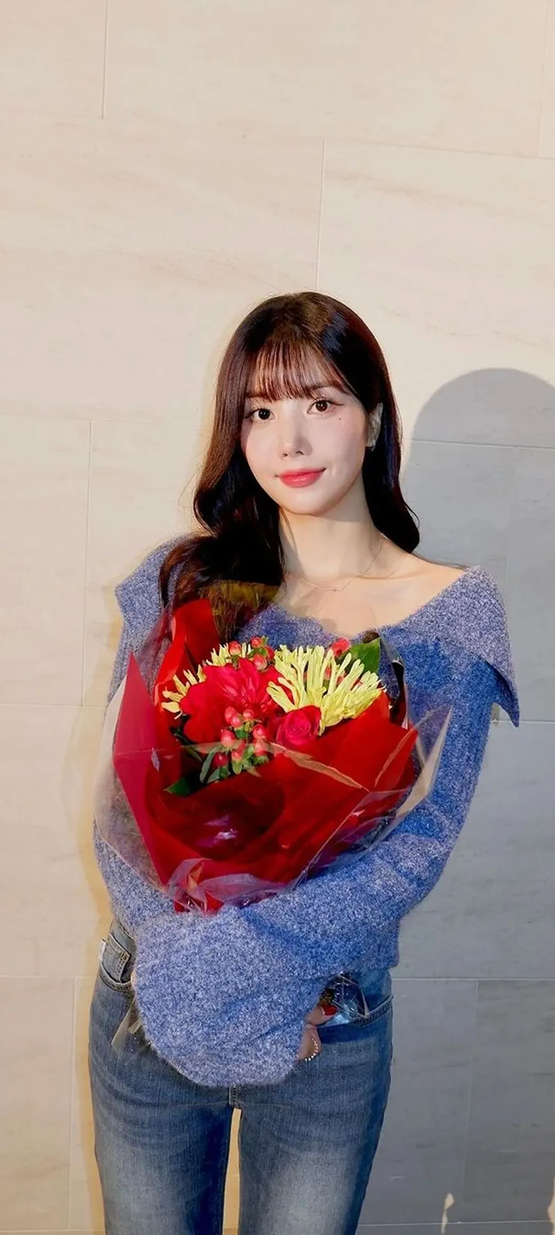 권은비 잠금화면 폰 배경화면 4K HD 다운로드 — 아이즈원