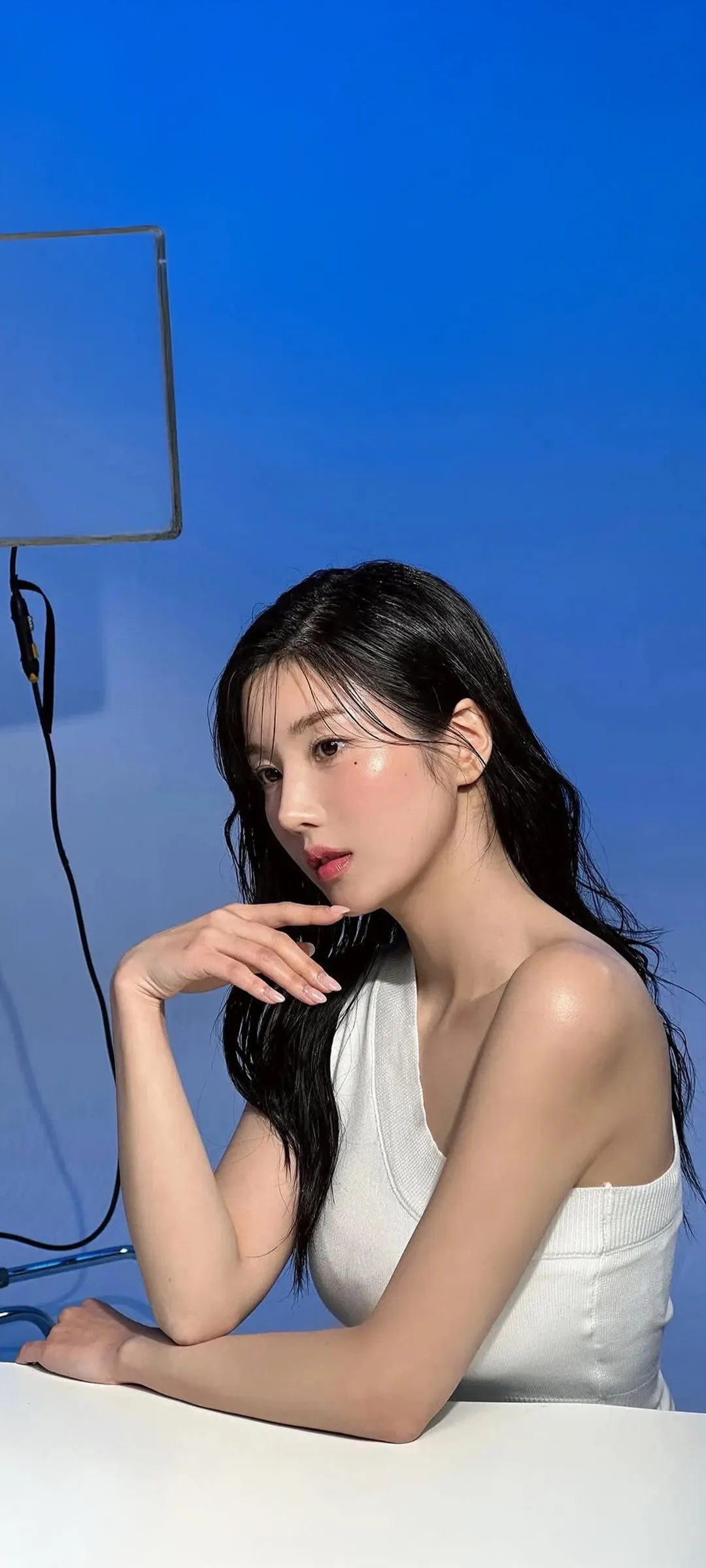 วอลเปเปอร์ หน้าจอล็อก มือถือ Kwon Eun-bi 4K HD ดาวน์โหลด — IZ*ONE