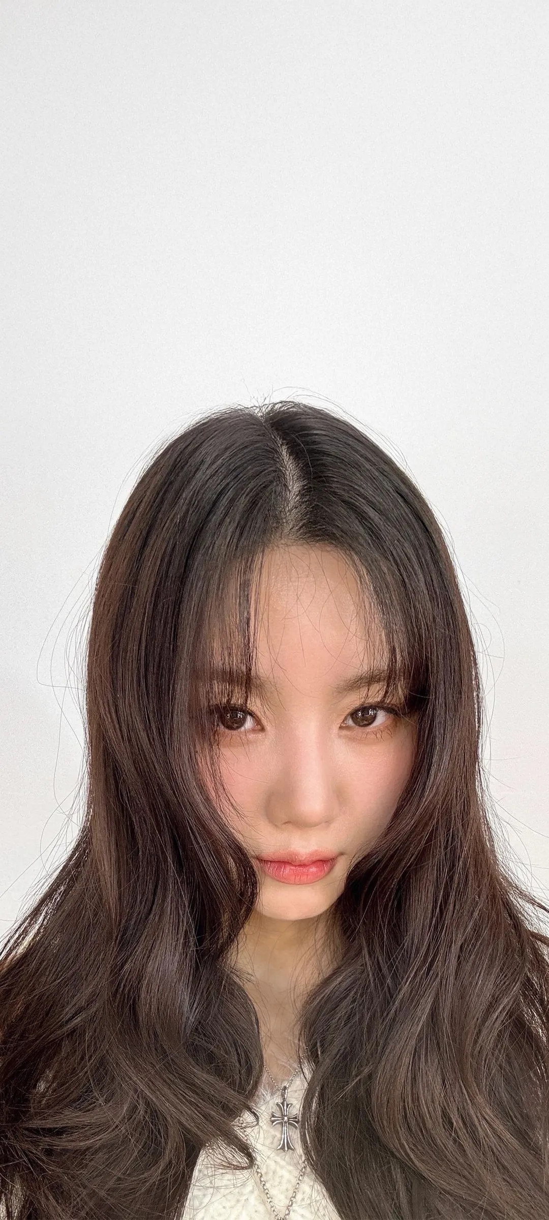 วอลเปเปอร์ หน้าจอล็อก มือถือ Kwon Eun-bi 4K HD ดาวน์โหลด — IZ*ONE