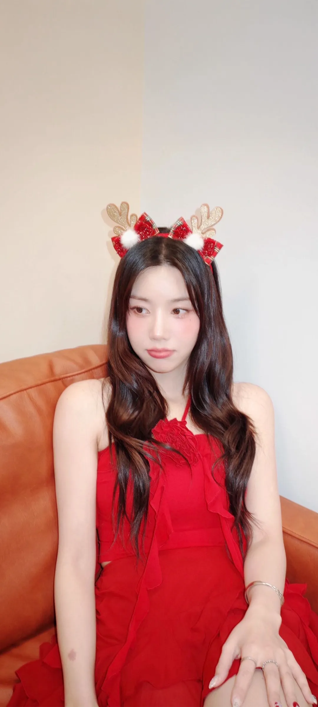 วอลเปเปอร์ หน้าจอล็อก มือถือ Kwon Eun-bi 4K HD ดาวน์โหลด — IZ*ONE