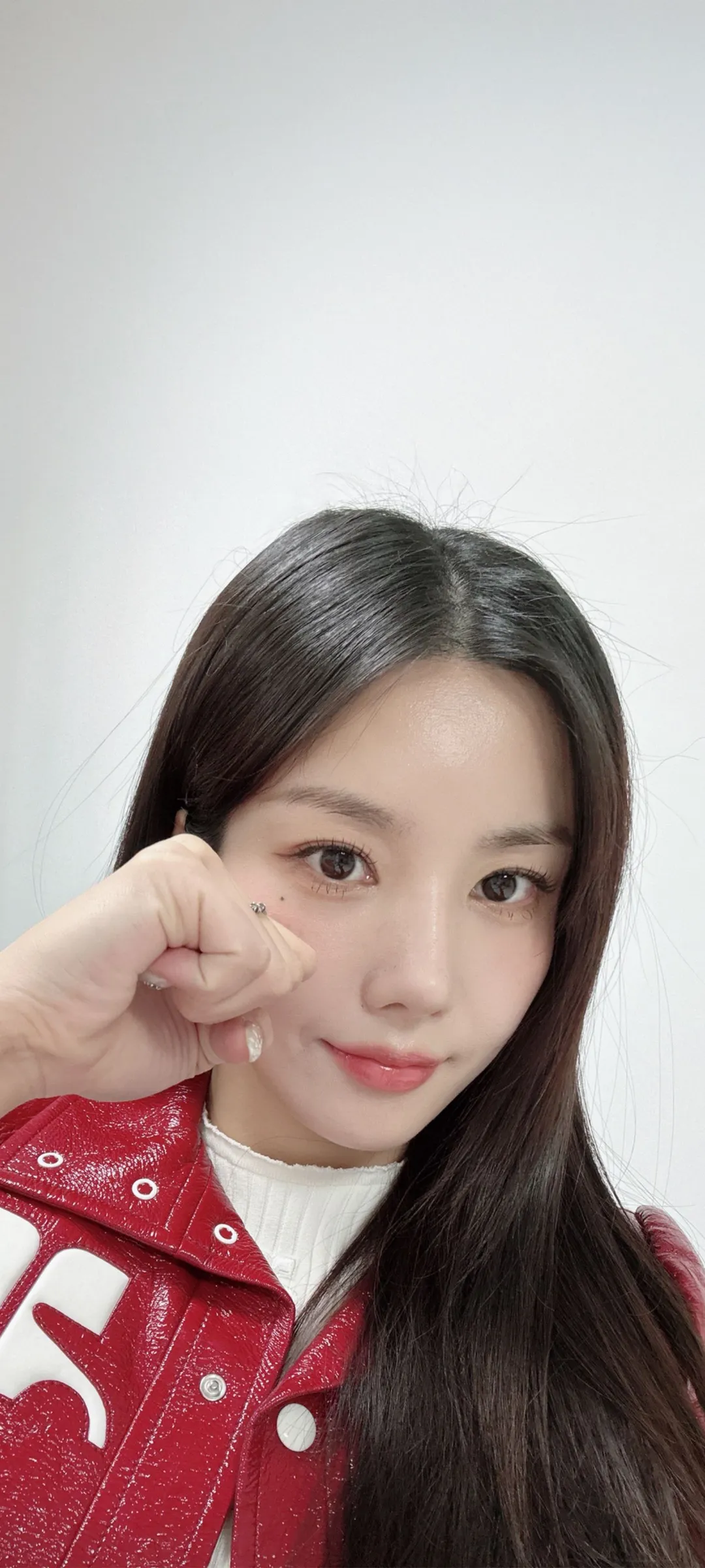 권은비 잠금화면 폰 배경화면 4K HD 다운로드 — 아이즈원