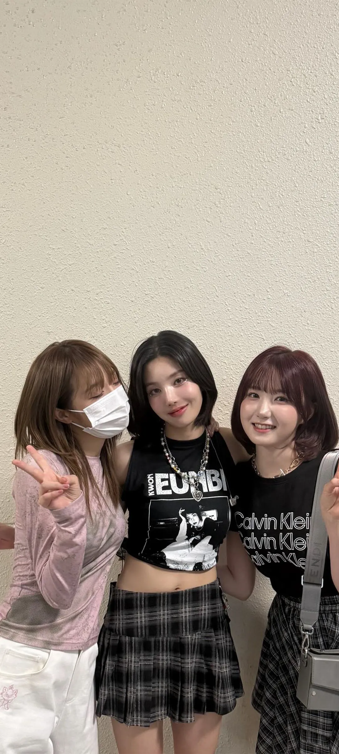 วอลเปเปอร์ หน้าจอล็อก มือถือ Kwon Eun-bi 4K HD ดาวน์โหลด — IZ*ONE
