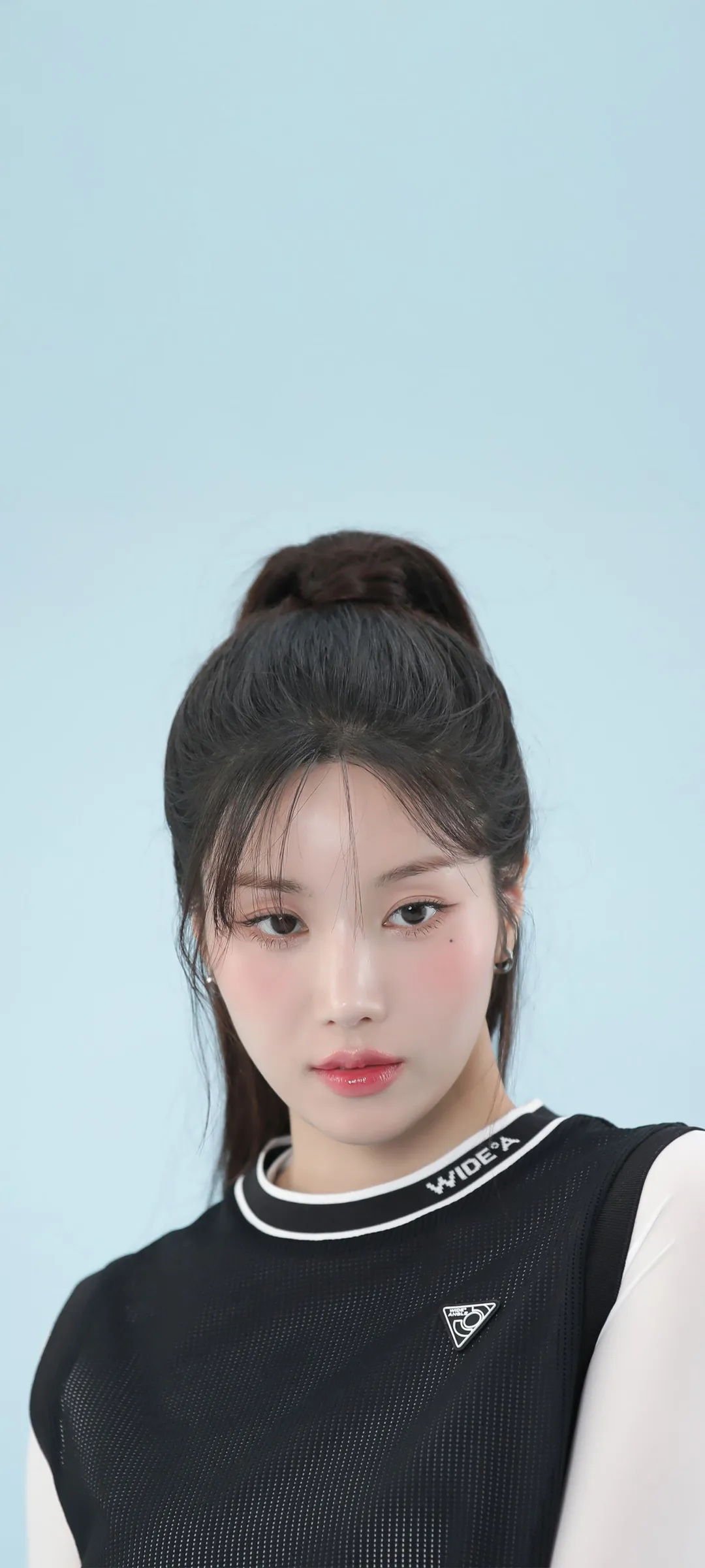 วอลเปเปอร์ หน้าจอล็อก มือถือ Kwon Eun-bi 4K HD ดาวน์โหลด — IZ*ONE