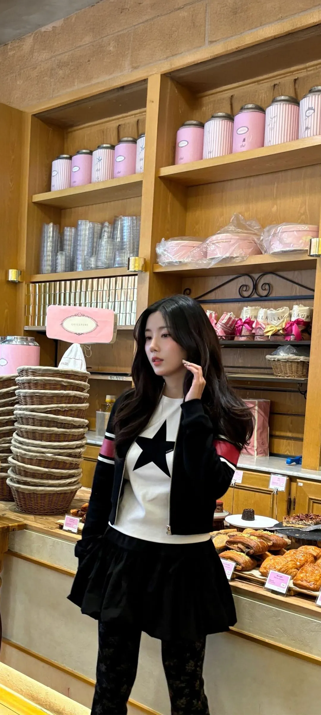 วอลเปเปอร์ หน้าจอล็อก มือถือ Kwon Eun-bi 4K HD ดาวน์โหลด — IZ*ONE