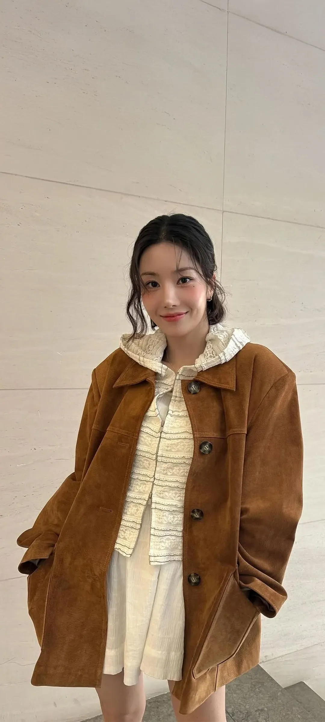 วอลเปเปอร์ หน้าจอล็อก มือถือ Kwon Eun-bi 4K HD ดาวน์โหลด — IZ*ONE