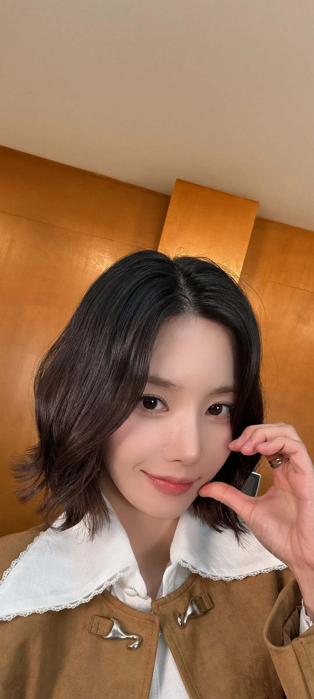 วอลเปเปอร์ หน้าจอล็อก มือถือ Kwon Eun-bi 4K HD ดาวน์โหลด — IZ*ONE