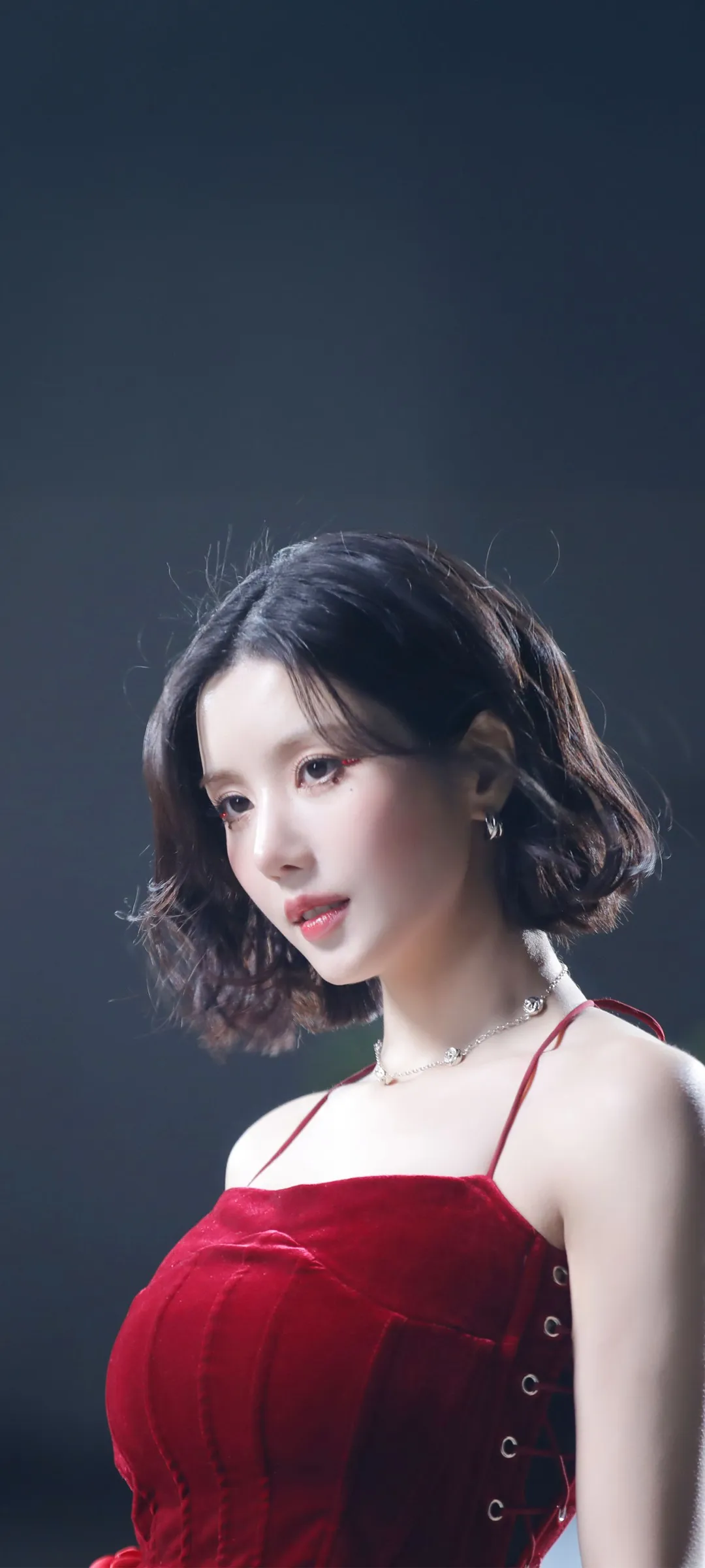 วอลเปเปอร์ หน้าจอล็อก มือถือ Kwon Eun-bi 4K HD ดาวน์โหลด — IZ*ONE