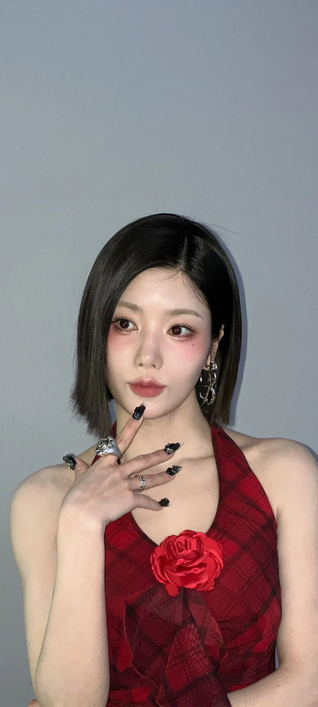 วอลเปเปอร์ หน้าจอล็อก มือถือ Kwon Eun-bi 4K HD ดาวน์โหลด — IZ*ONE