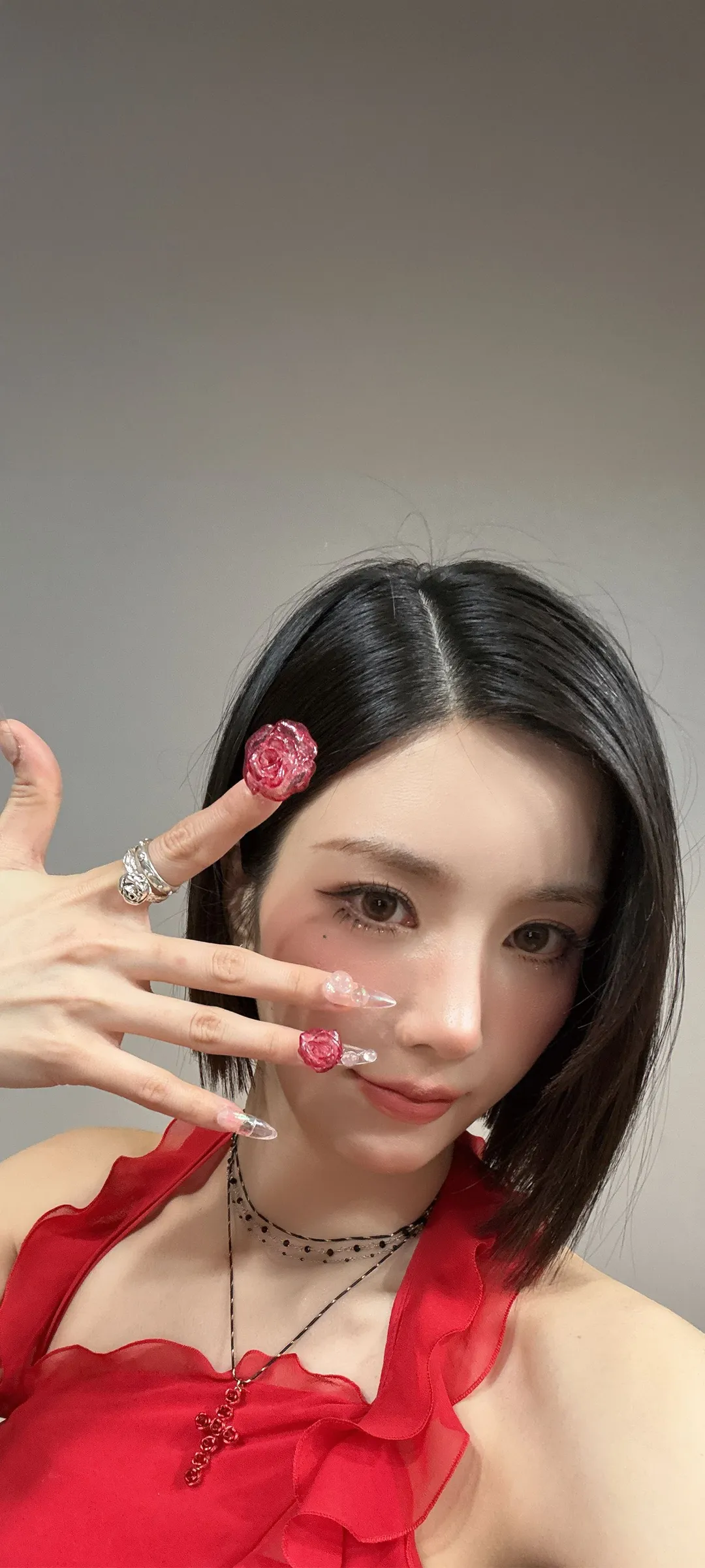 วอลเปเปอร์ หน้าจอล็อก มือถือ Kwon Eun-bi 4K HD ดาวน์โหลด — IZ*ONE