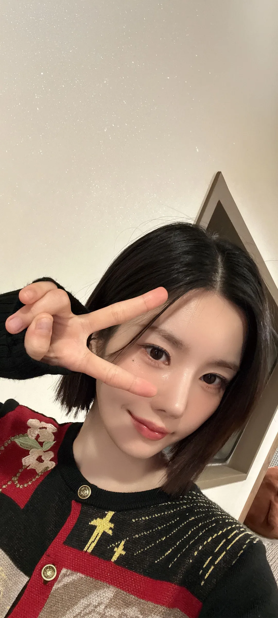 วอลเปเปอร์ หน้าจอล็อก มือถือ Kwon Eun-bi 4K HD ดาวน์โหลด — IZ*ONE