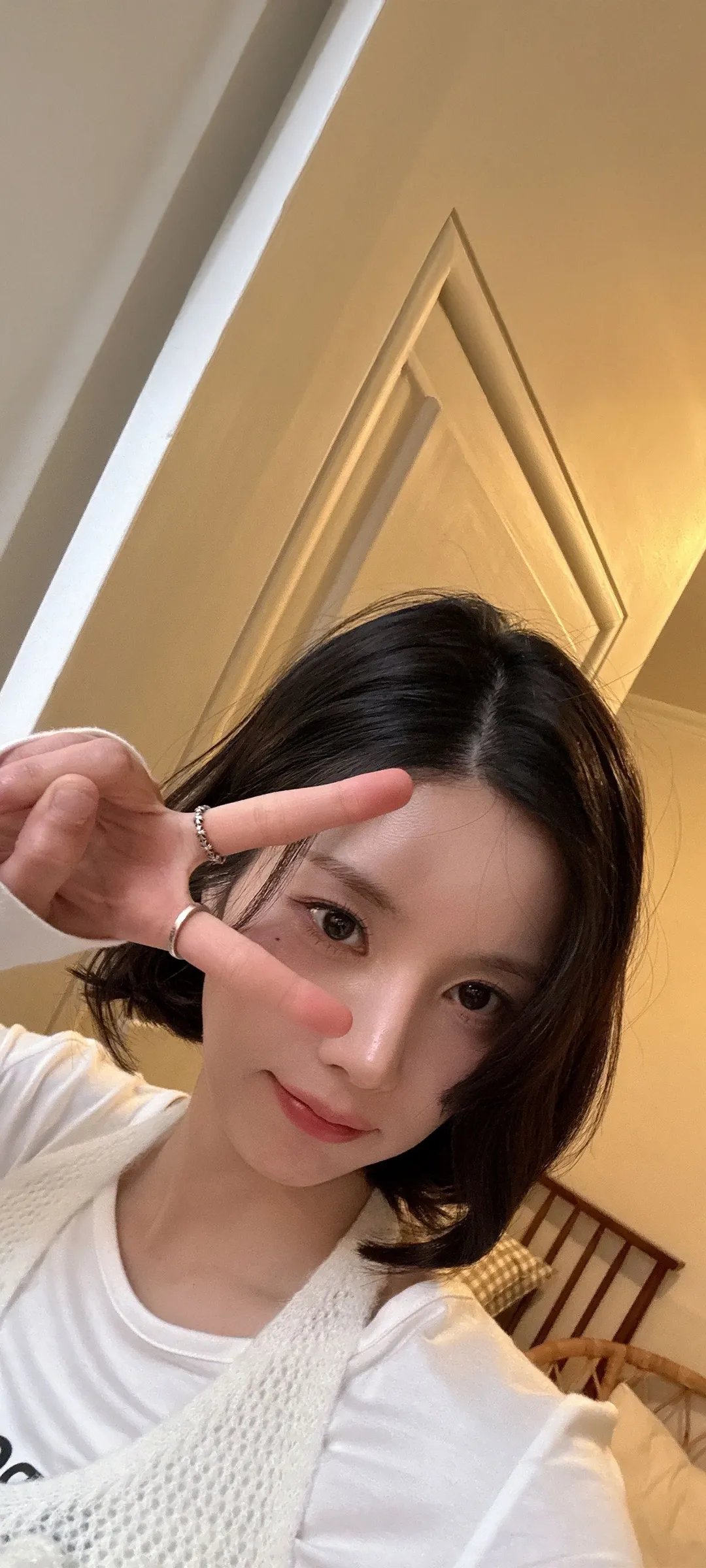 วอลเปเปอร์ หน้าจอล็อก มือถือ Kwon Eun-bi 4K HD ดาวน์โหลด — IZ*ONE