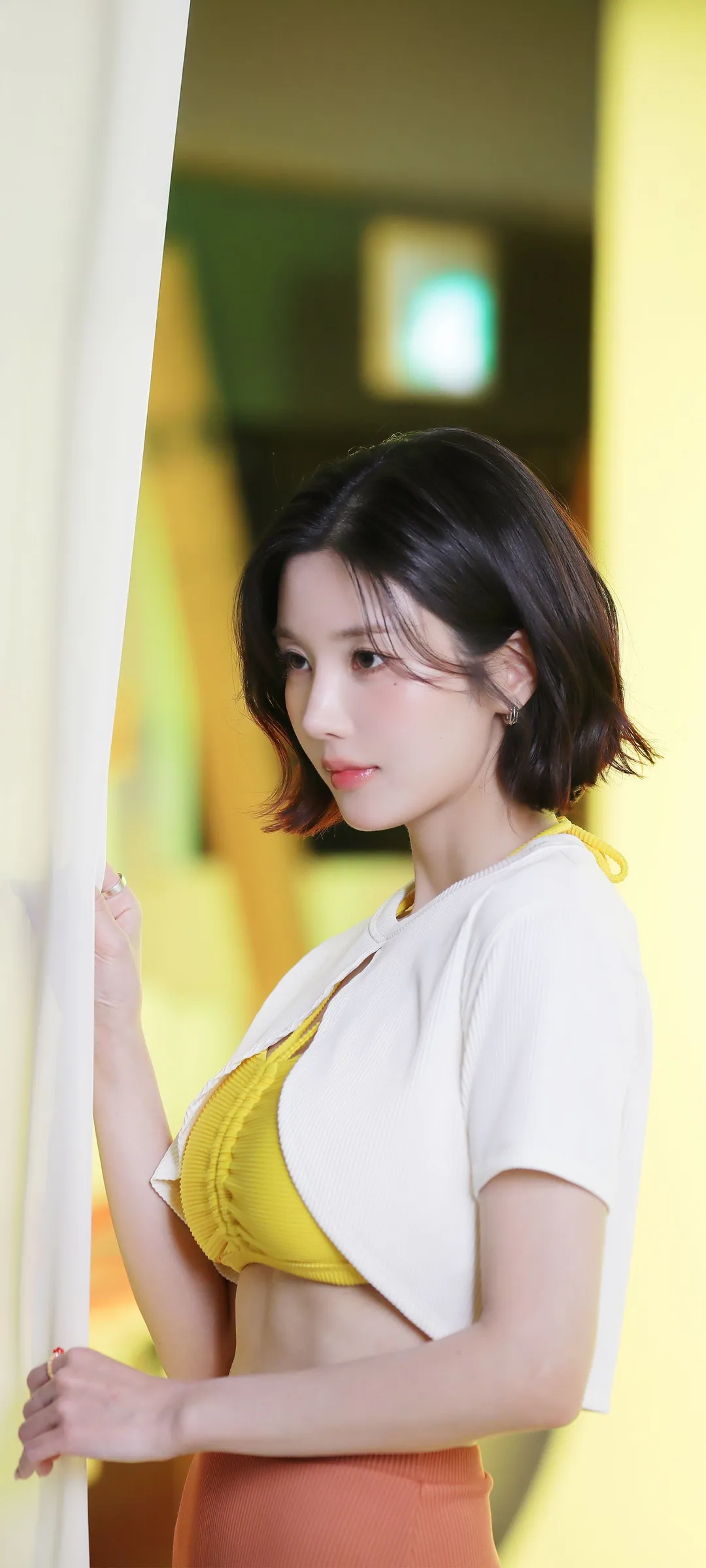 วอลเปเปอร์ หน้าจอล็อก มือถือ Kwon Eun-bi 4K HD ดาวน์โหลด — IZ*ONE