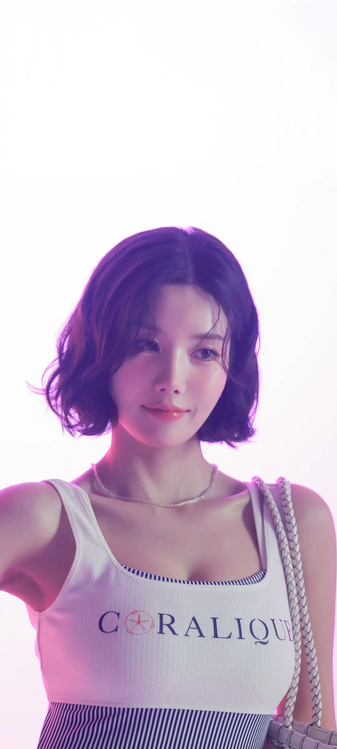 วอลเปเปอร์ หน้าจอล็อก มือถือ Kwon Eun-bi 4K HD ดาวน์โหลด — IZ*ONE